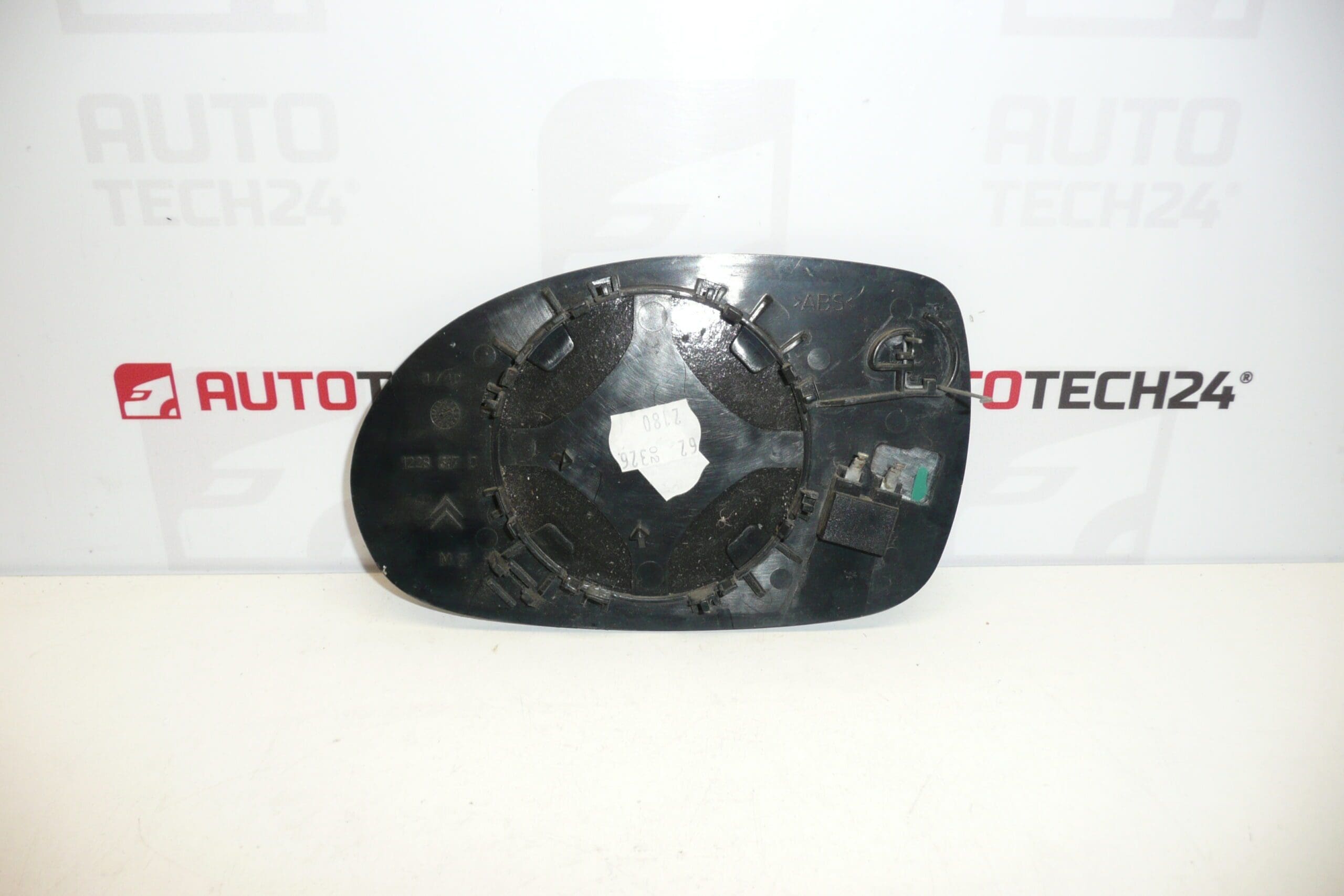 Sklo pravého zrcátka Citroën C5 8151GP