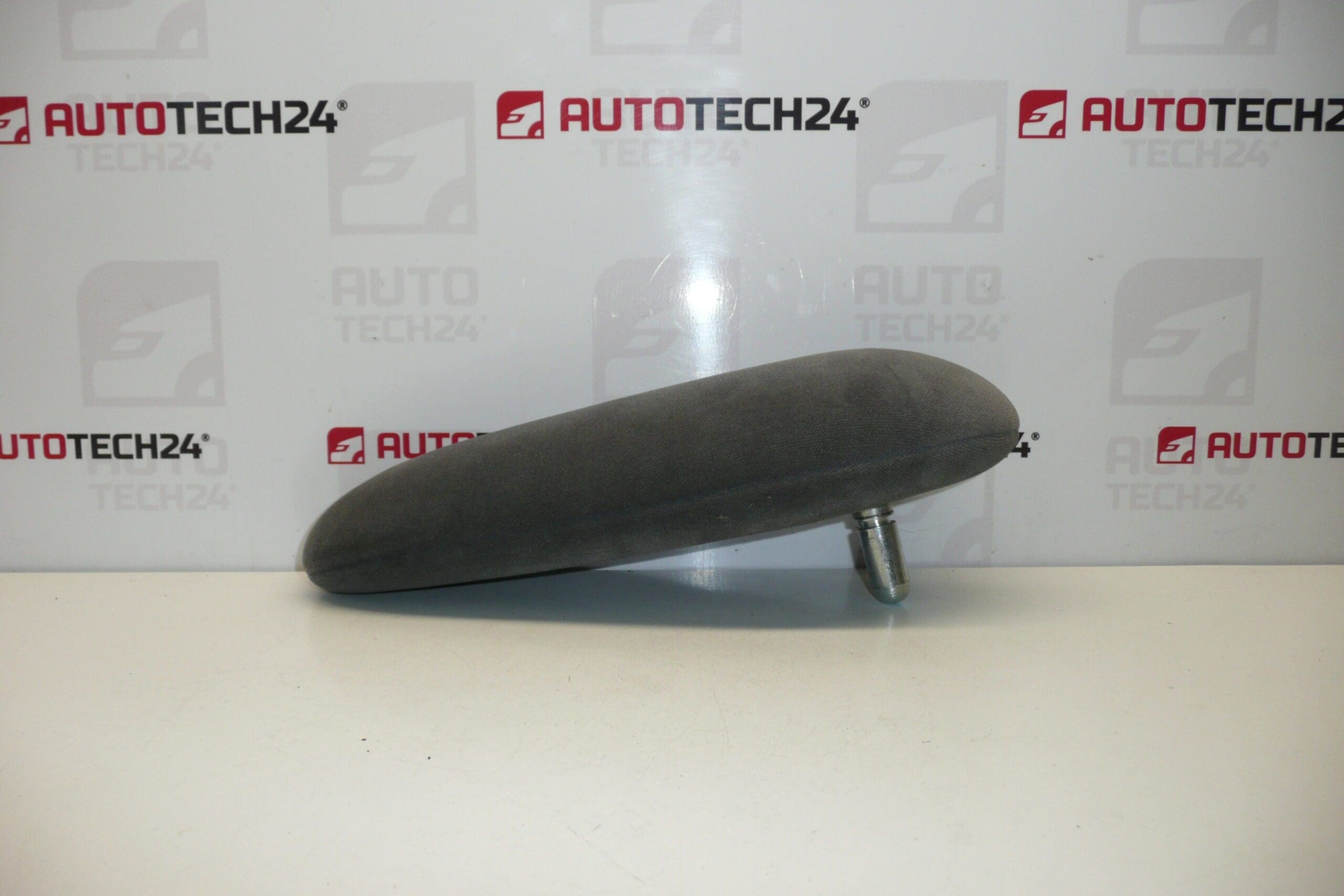 Pravá loketní opěrka Citroën Peugeot 8830X0