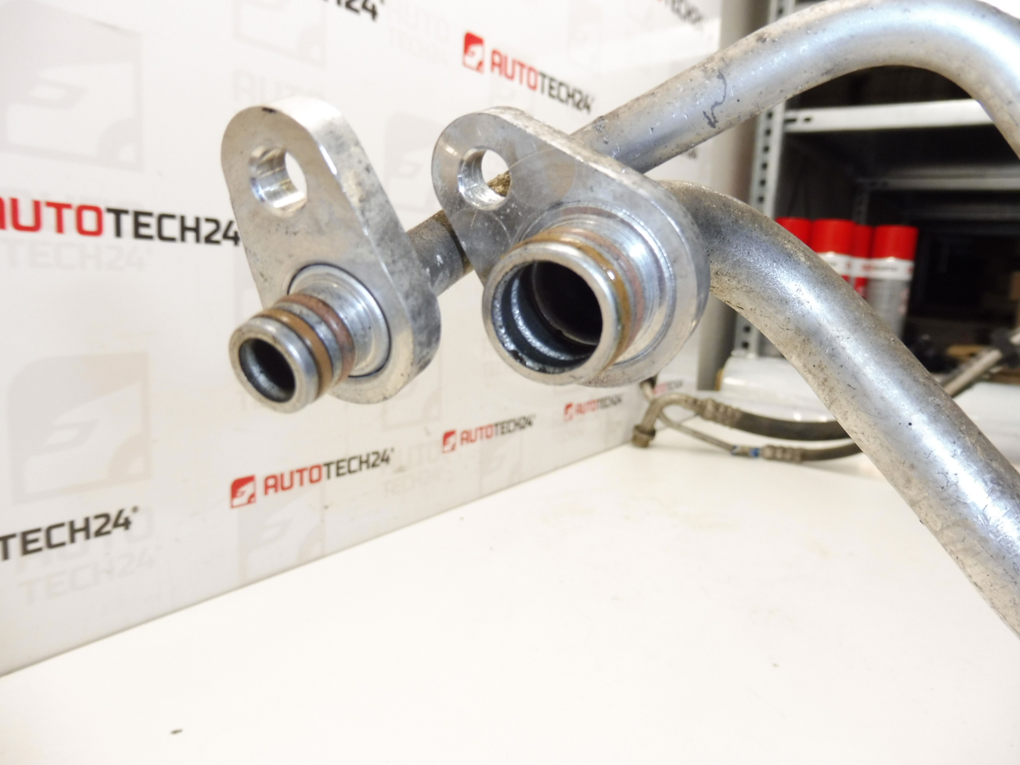 Klima trubka Citroën C4 Picasso 9670621580 6477GN