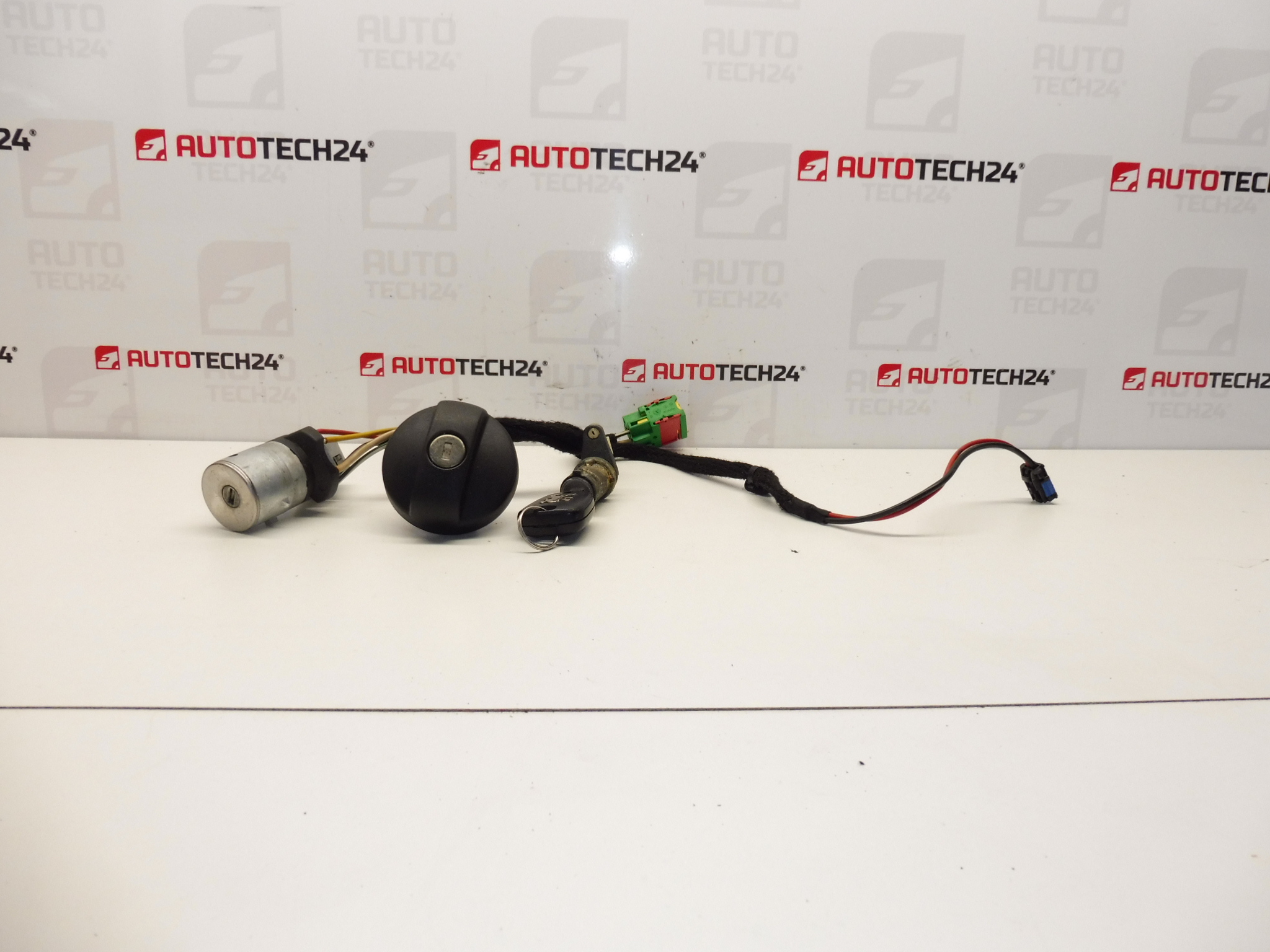 Spínací skříňka,sada zámků, 1 klíč Peugeot 307 4162AS 4162X4