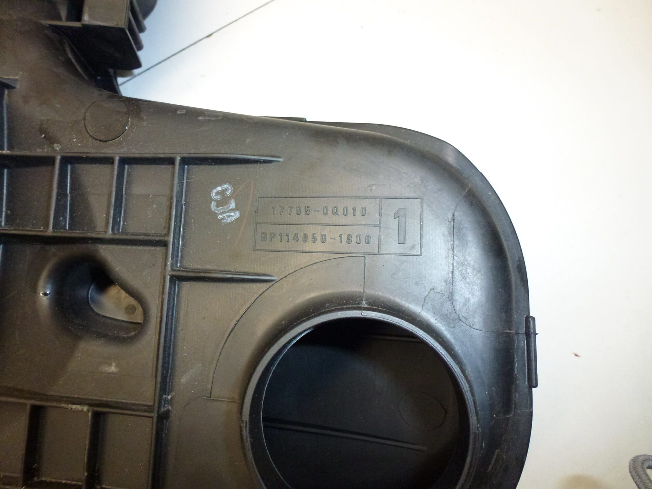 Sání Citroën Peugeot 1.0 1KR 17705-0Q010 144089