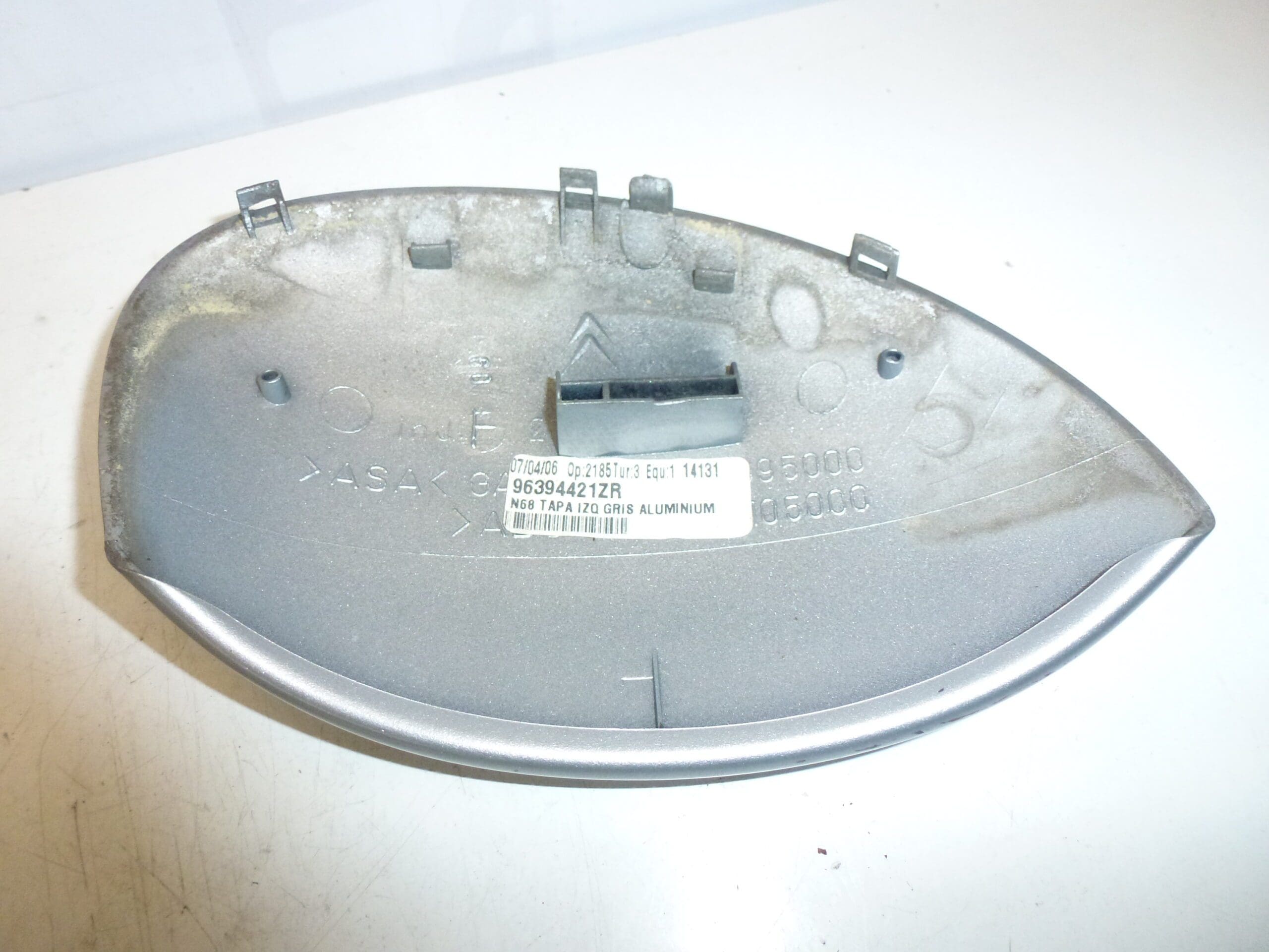 Kryt levého zrcátka Citroën Xsara Picasso 96394421ZR stříbrná met EZRC