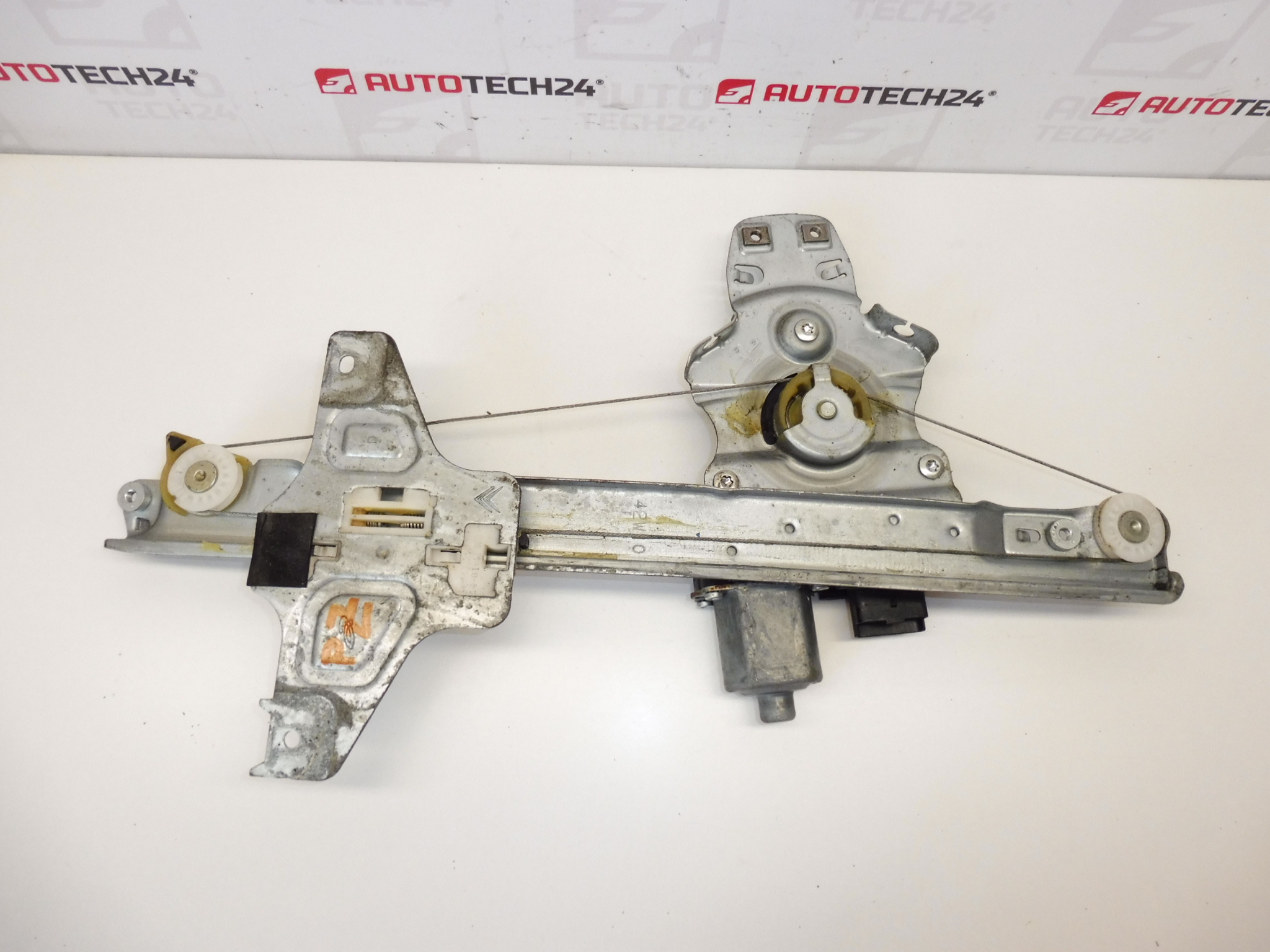 Mechanismus stahování pravého zadního okna Citroën C5 X7 0130822446 128000771