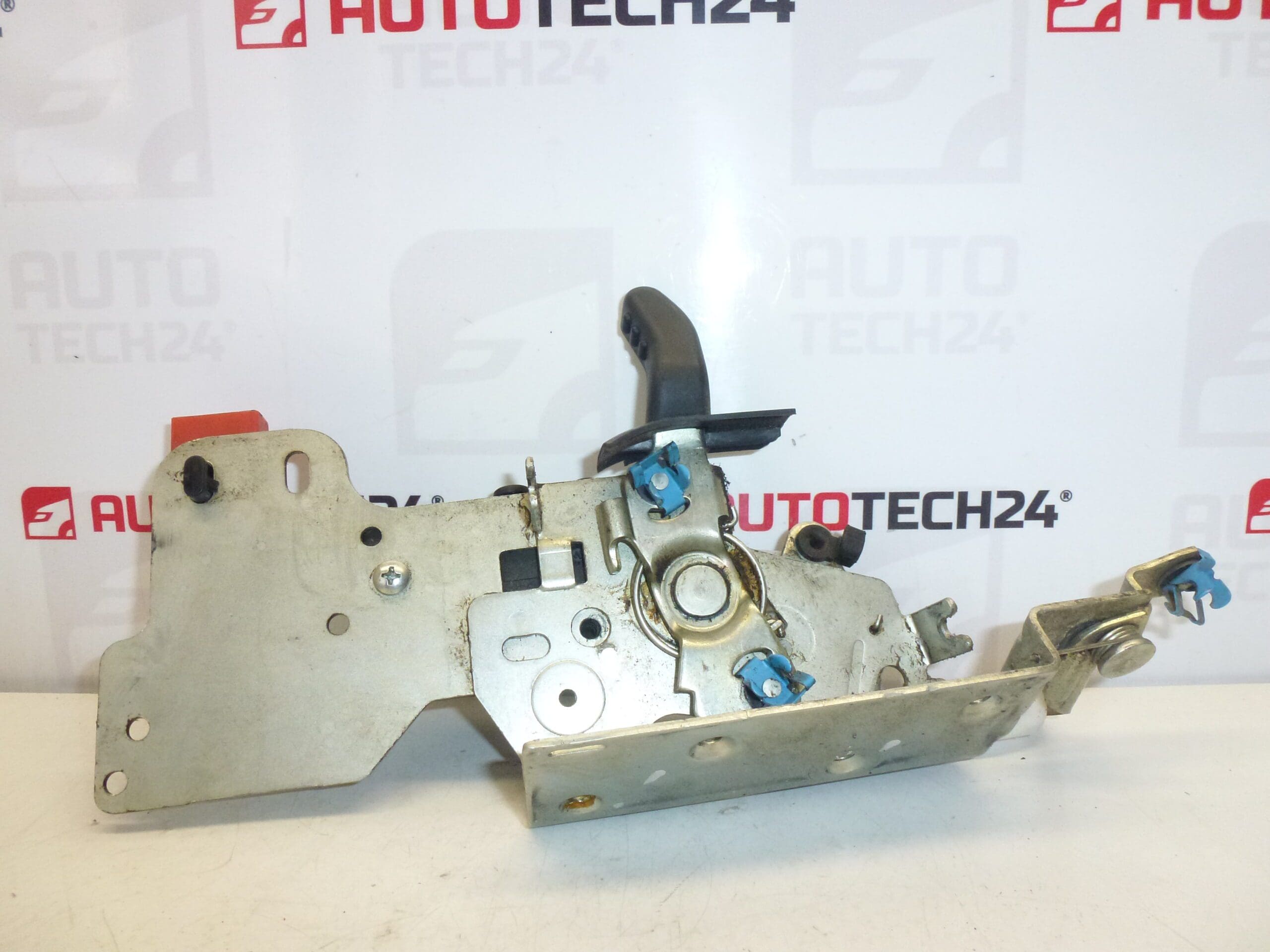 Zámek levých křídlových dveří Citroën Berlingo II 8726F5