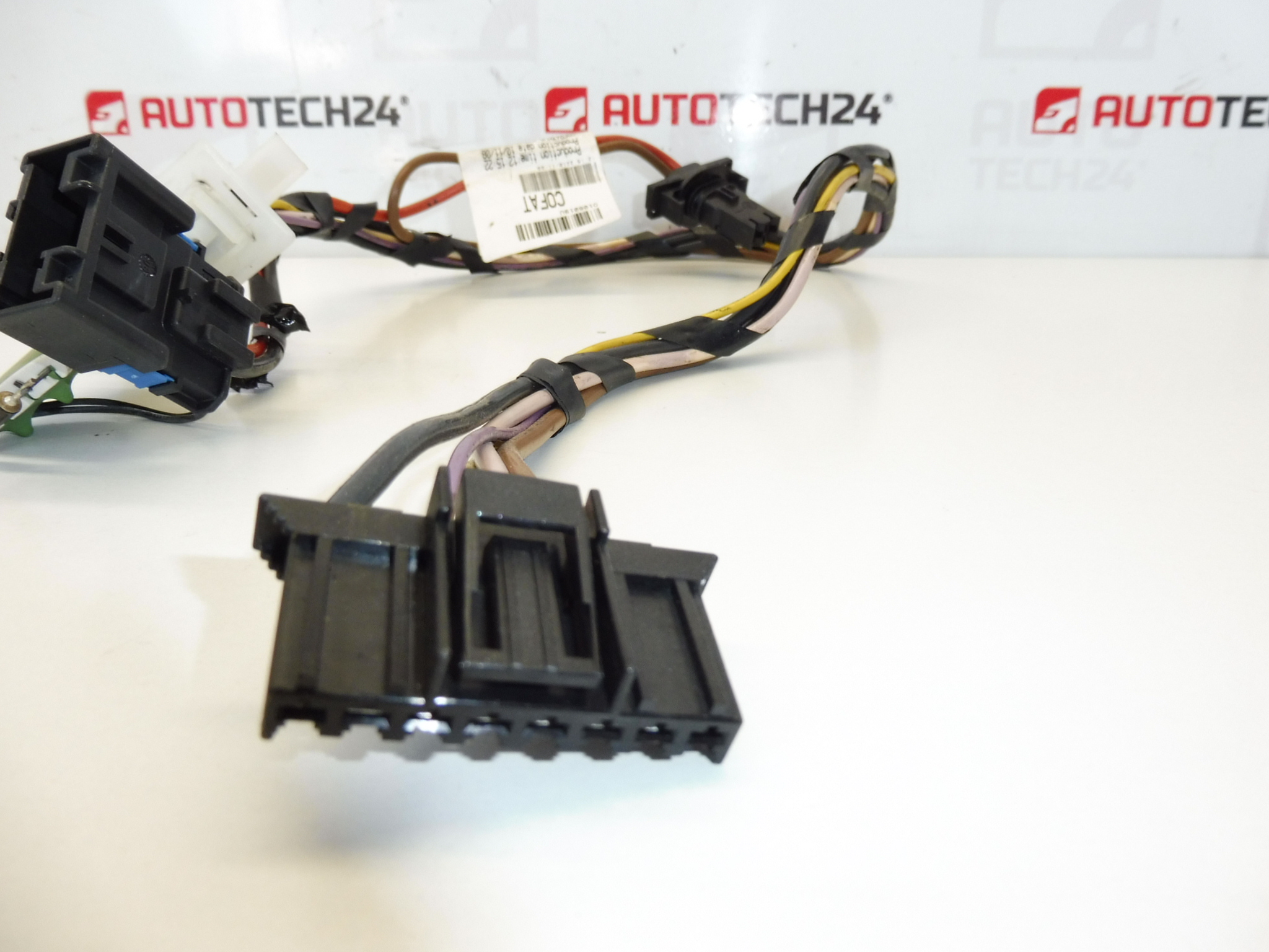 Svazek klimatizace Valeo Peugeot 207 0106019U 6445ZZ 643674