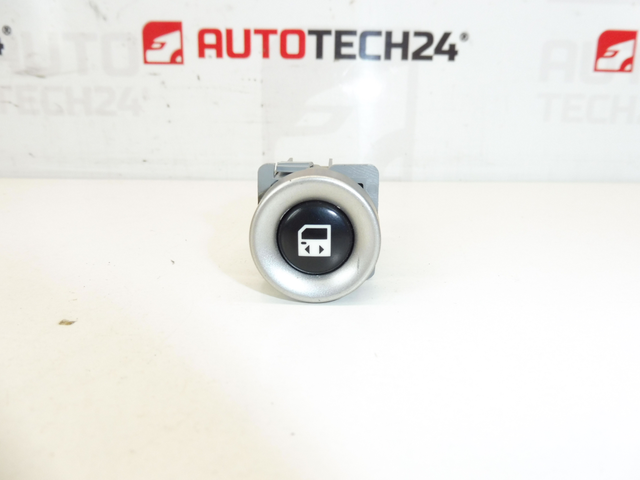 Ovladač pojezdu zadních dveří Citroën C8 Peugeot 807 1488929077 6554N1