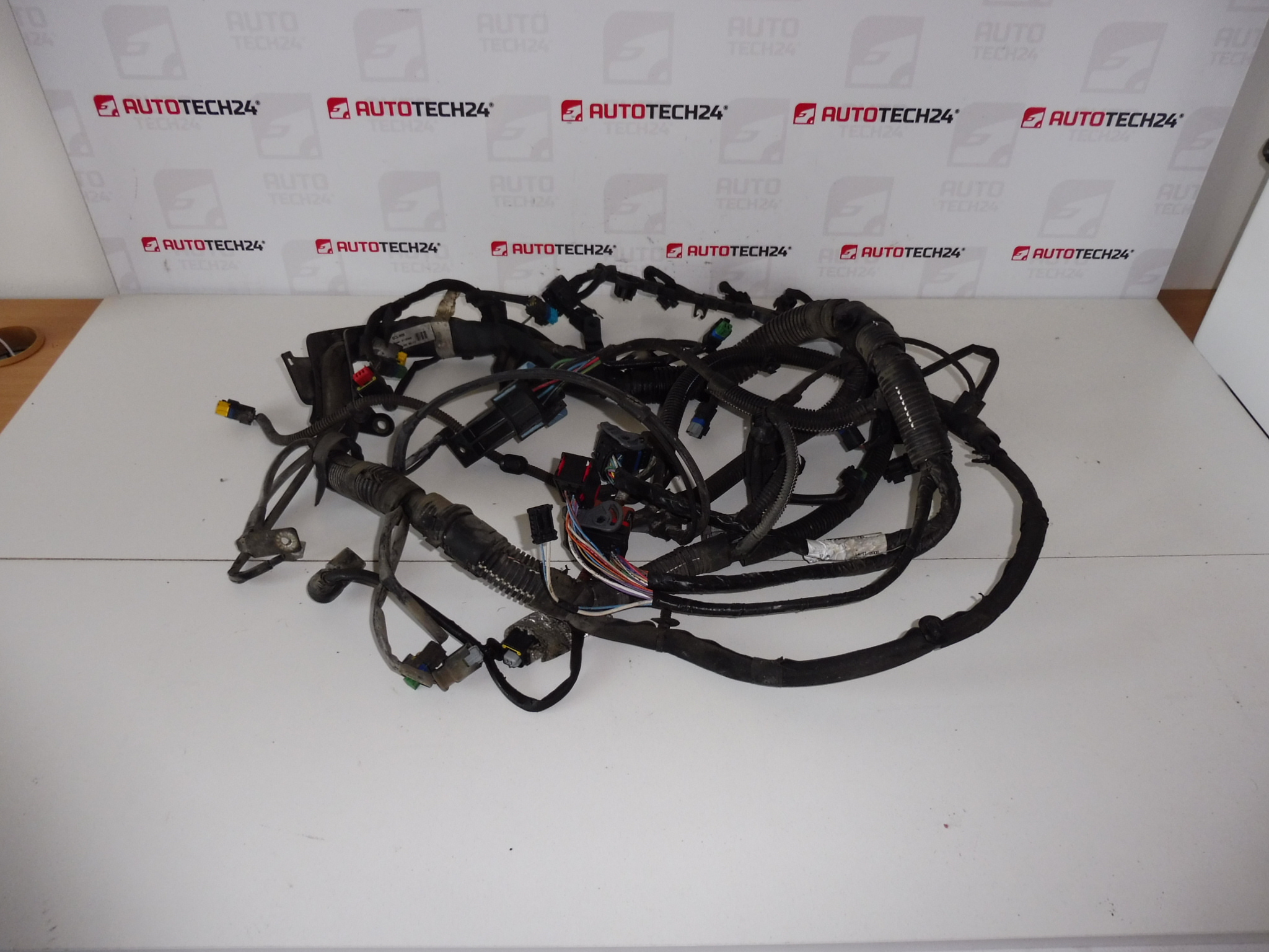 Svazek Citroën Peugeot 1.6HDI 9687146780 6569ZW