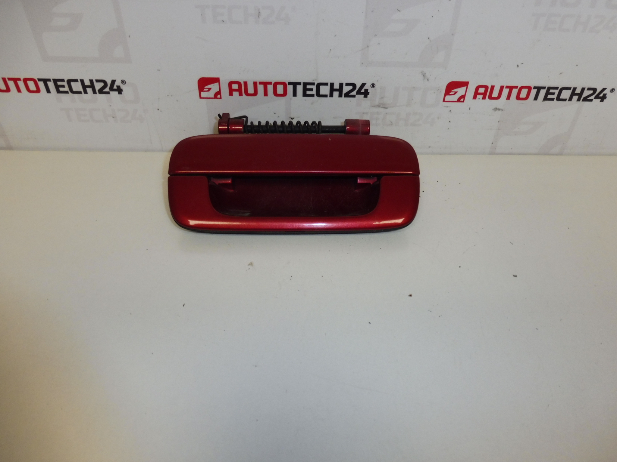 Klika levých zadních dveří Peugeot EKQD 9101H4 9621859477