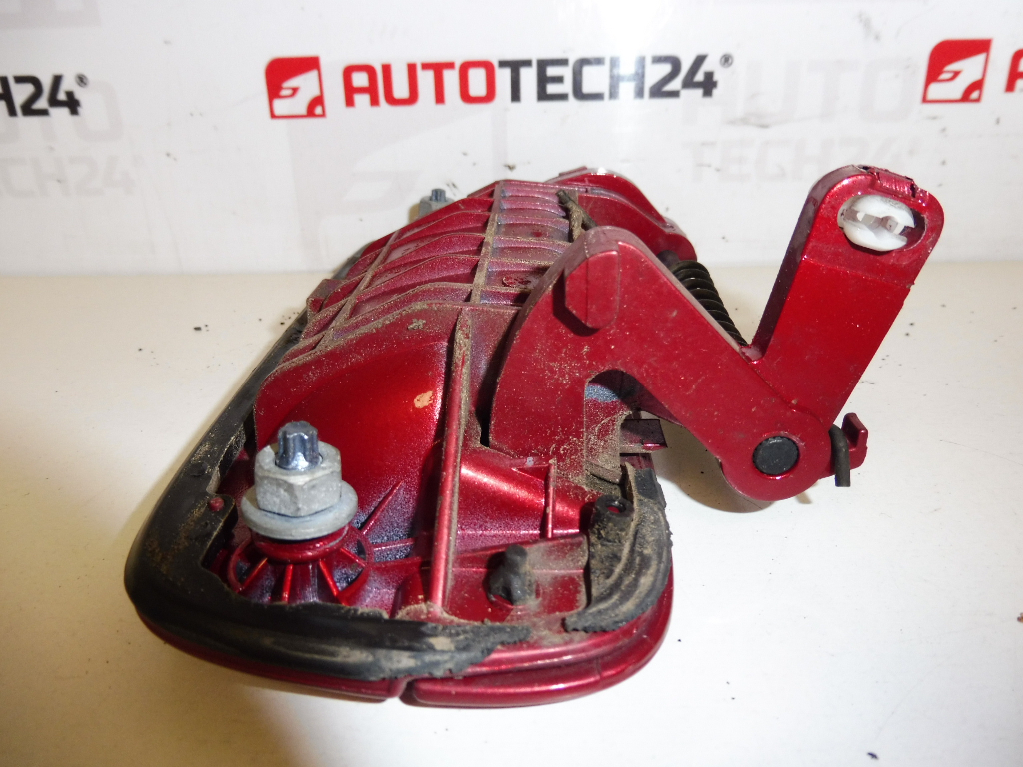 Klika levých zadních dveří Peugeot EKQD 9101H4 9621859477