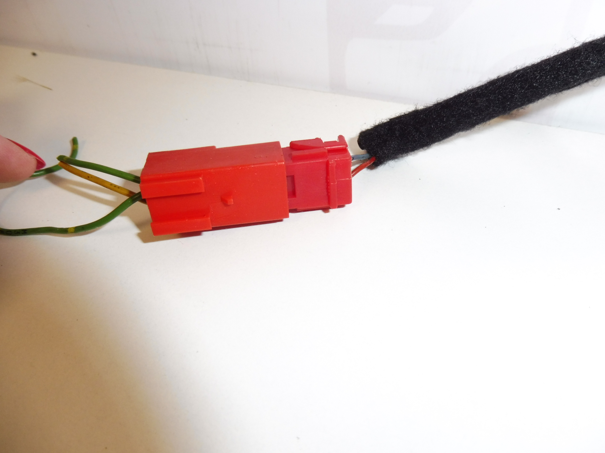 Pravá sluneční clona Peugeot 406 8143GJ