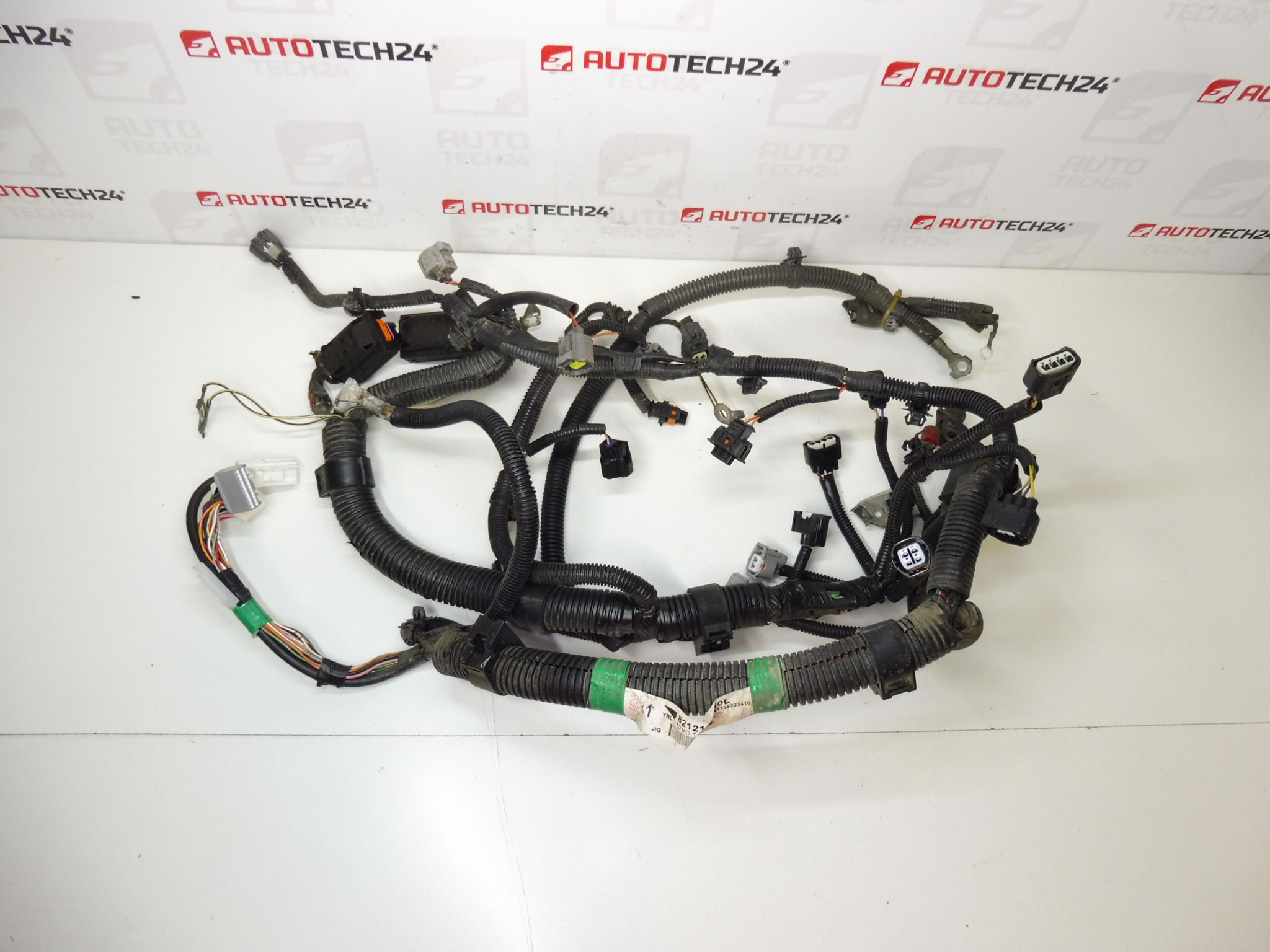 Svazek Citroën Peugeot 1.0 KR 821210H0110L