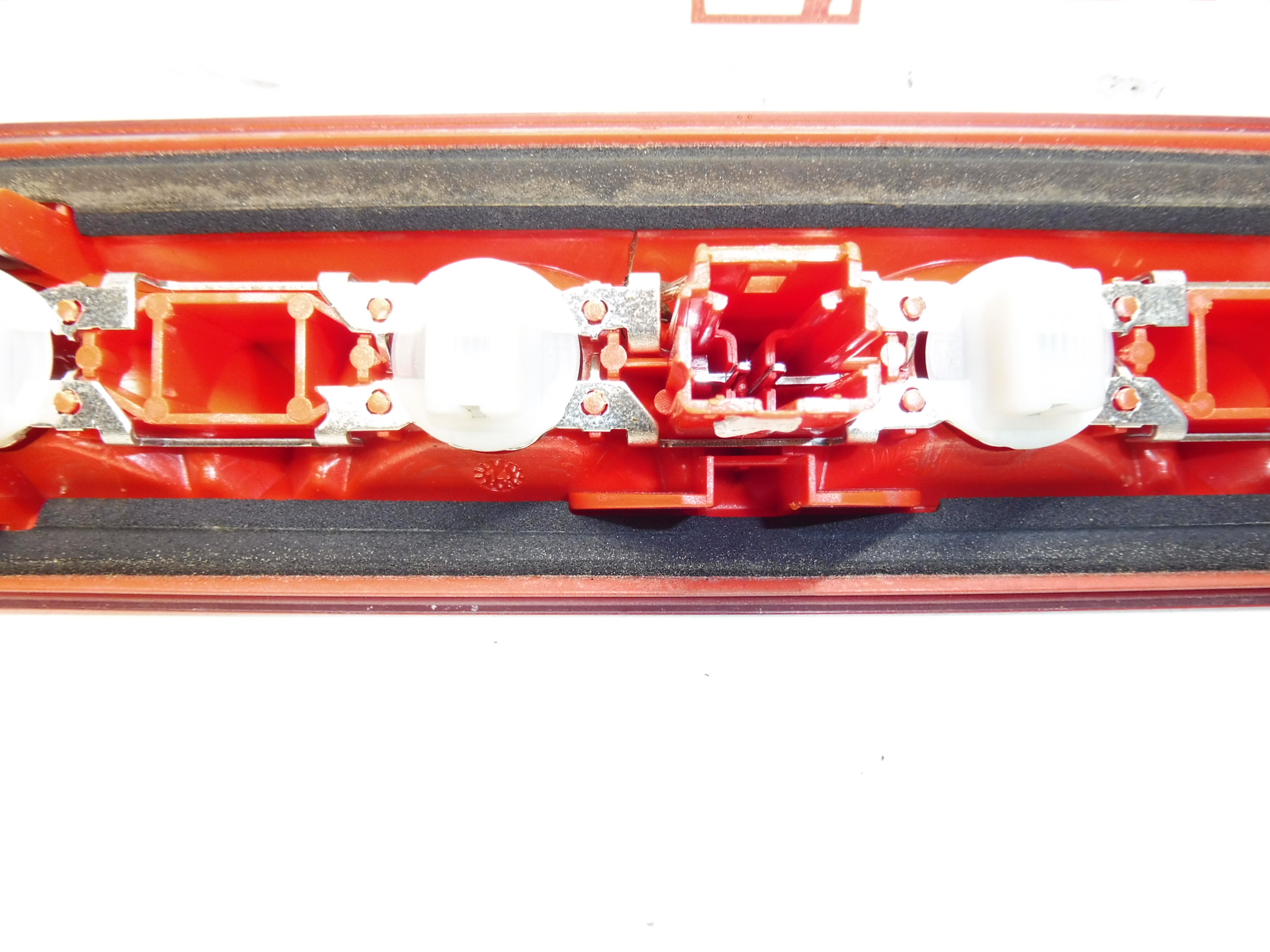 Třetí brzdové světlo Citroën C3 Picasso 6351GK