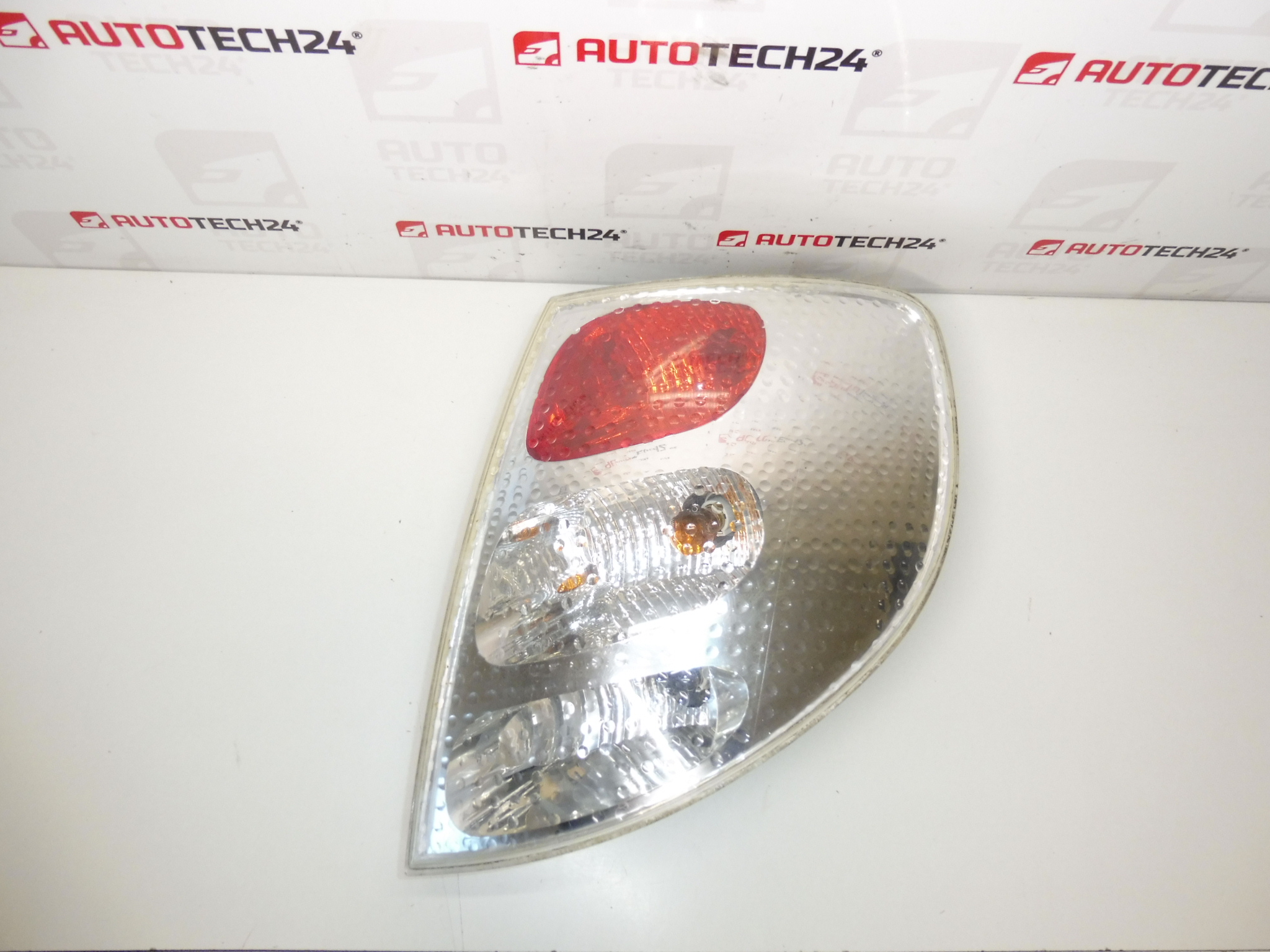 Zadní pravé světlo Citroën C3 PLURIEL 9641775180 6351R6