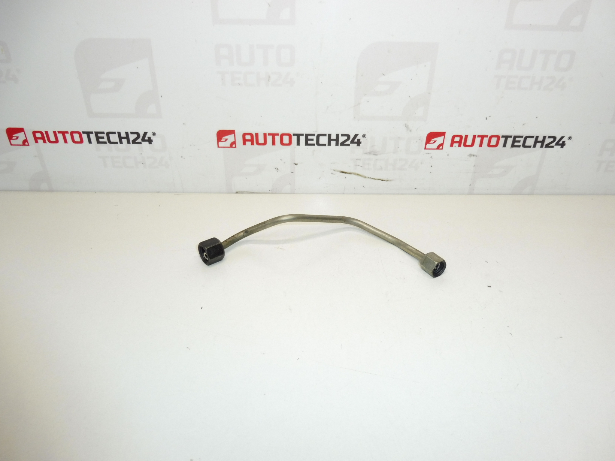 Trubka RAIL přívodní 4. válec Citroën Peugeot 1570Q2