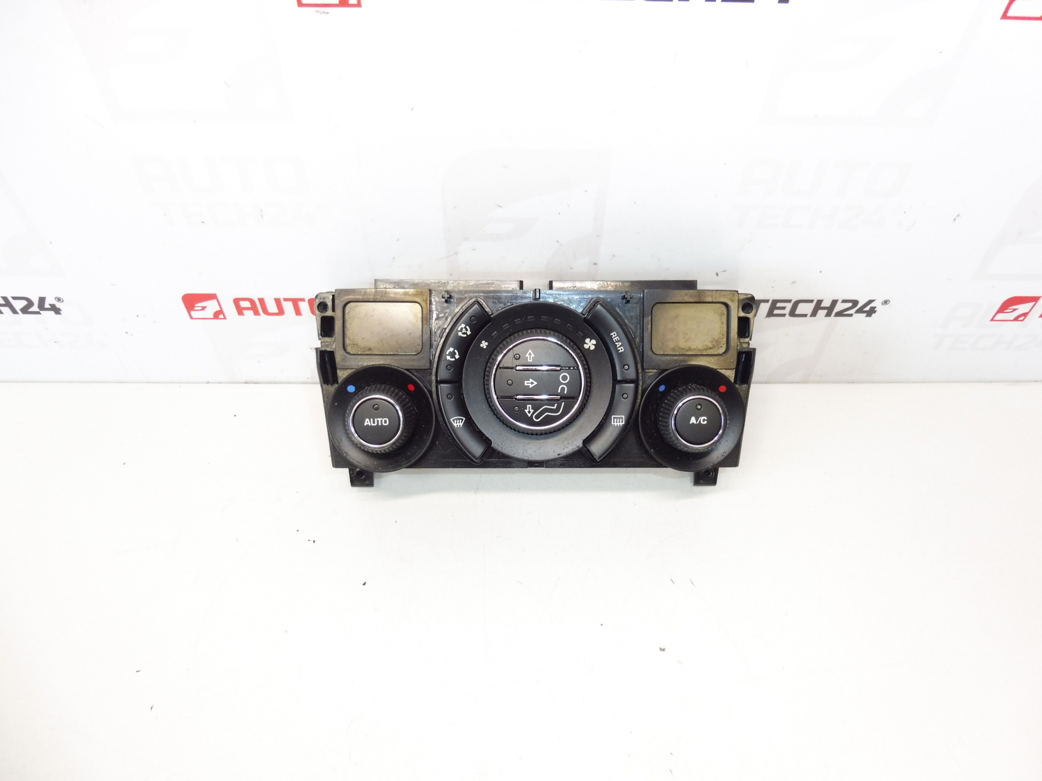 Ovládání topení a klimatizace Peugeot 3008 5008 96738323XT 6451Y4