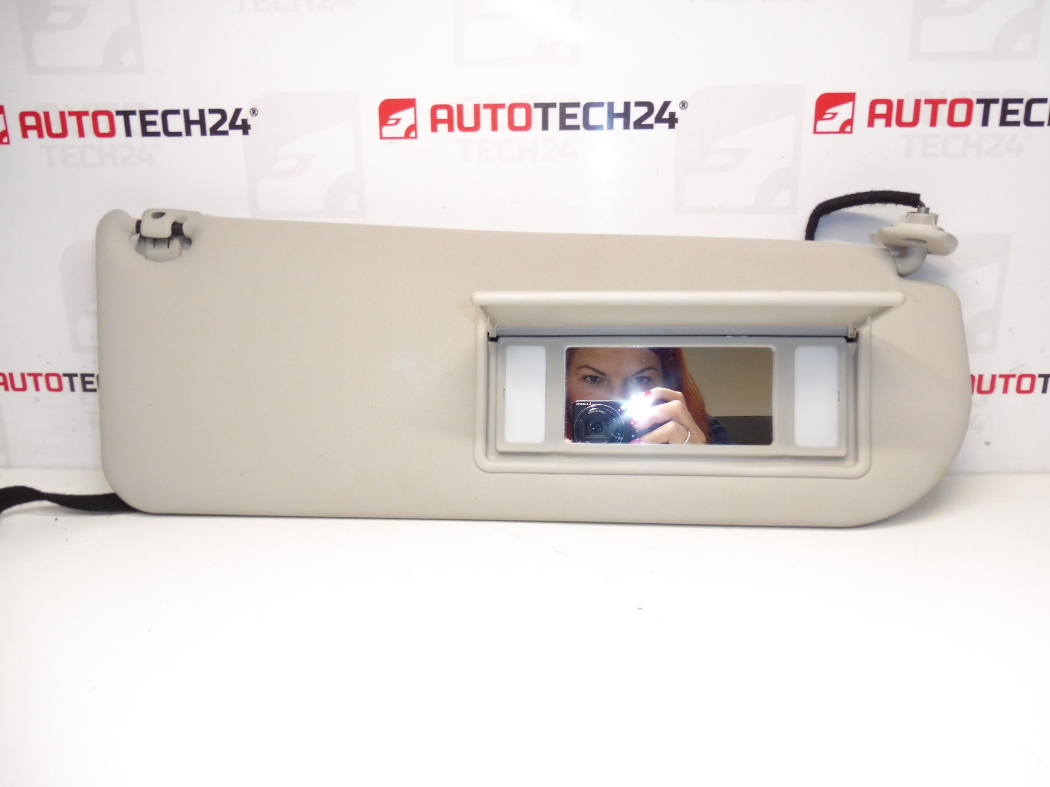 Sluneční clona spolujezdce Citroën Peugeot 8143PZ