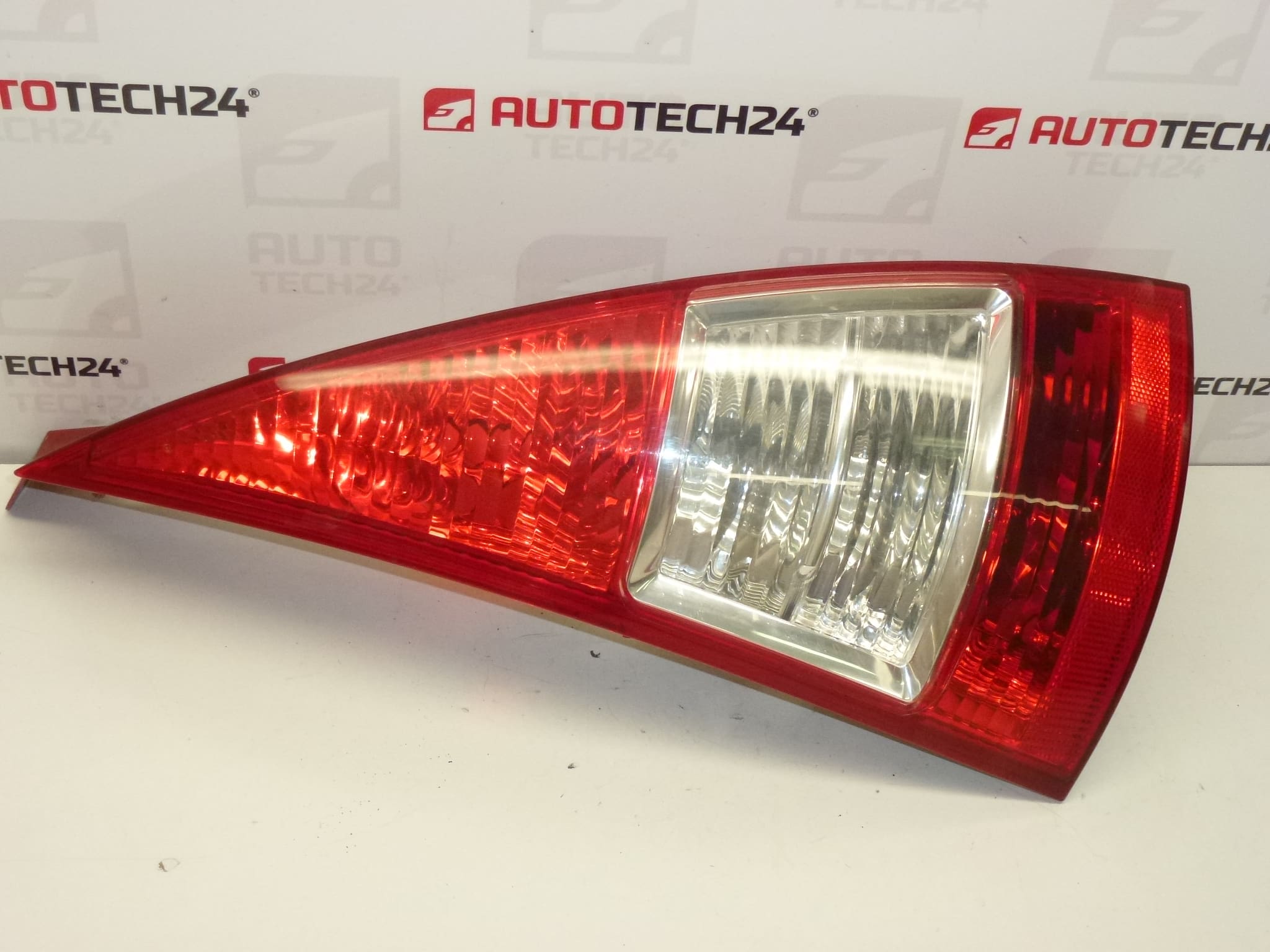 Levá zadní lampa Citroën C3 od 2005 6350X5