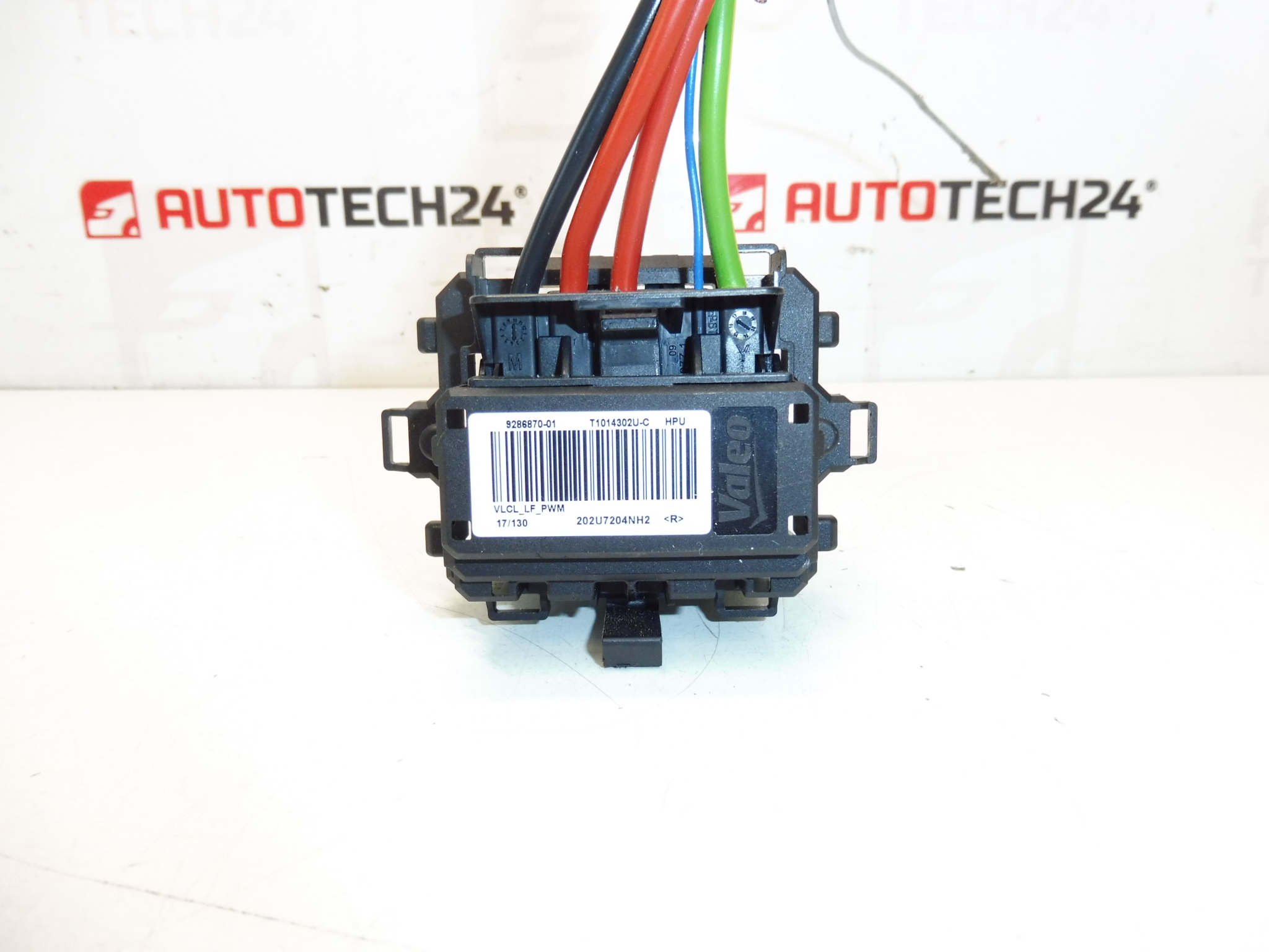 Regulátor otáček ventilátoru Valeo Citroën Peugeot T1014302U-C 1618030980