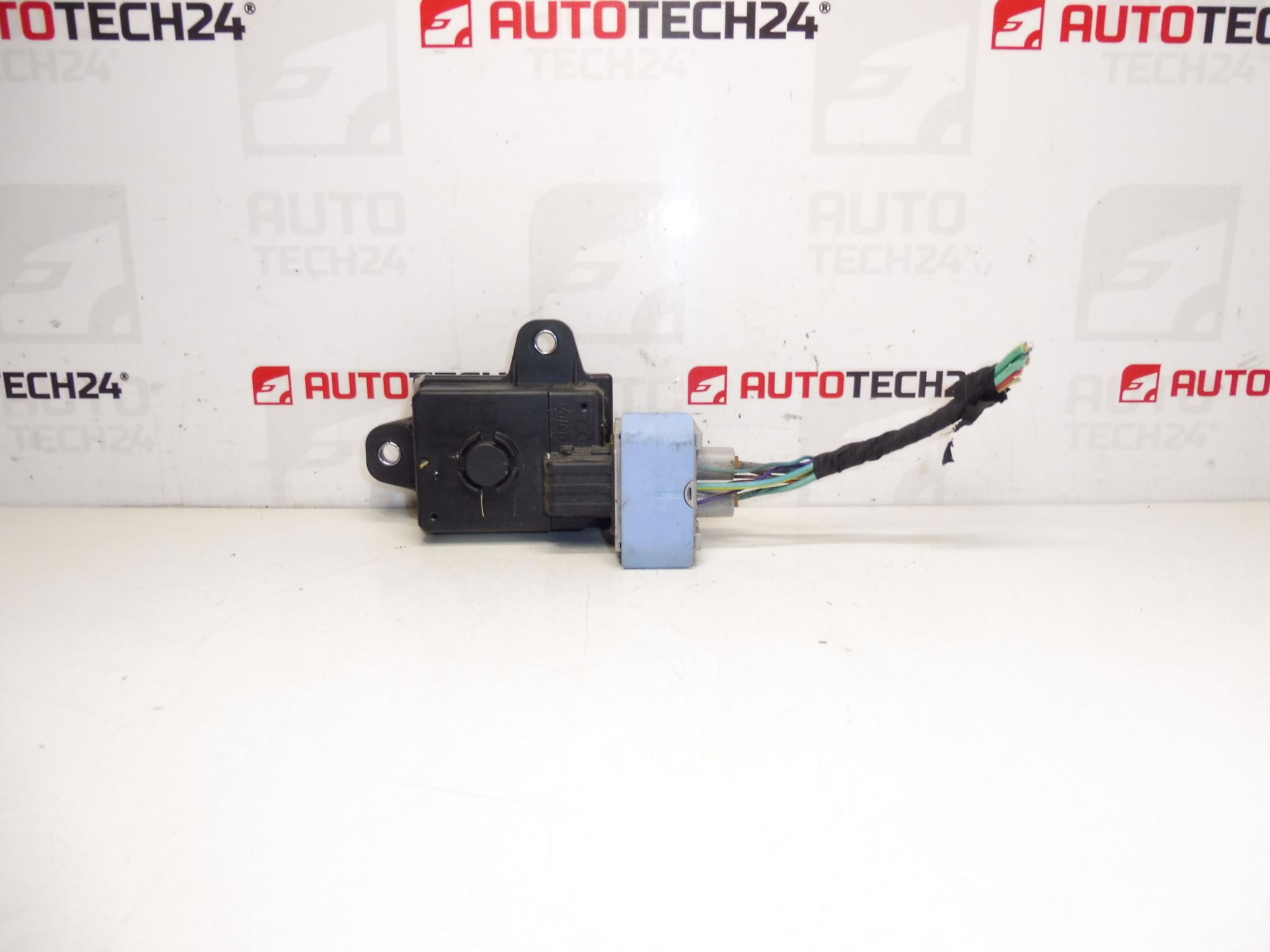 Přepínač Start/Stop Citroen Peugeot C3 C4 208 308 508 9807709080
