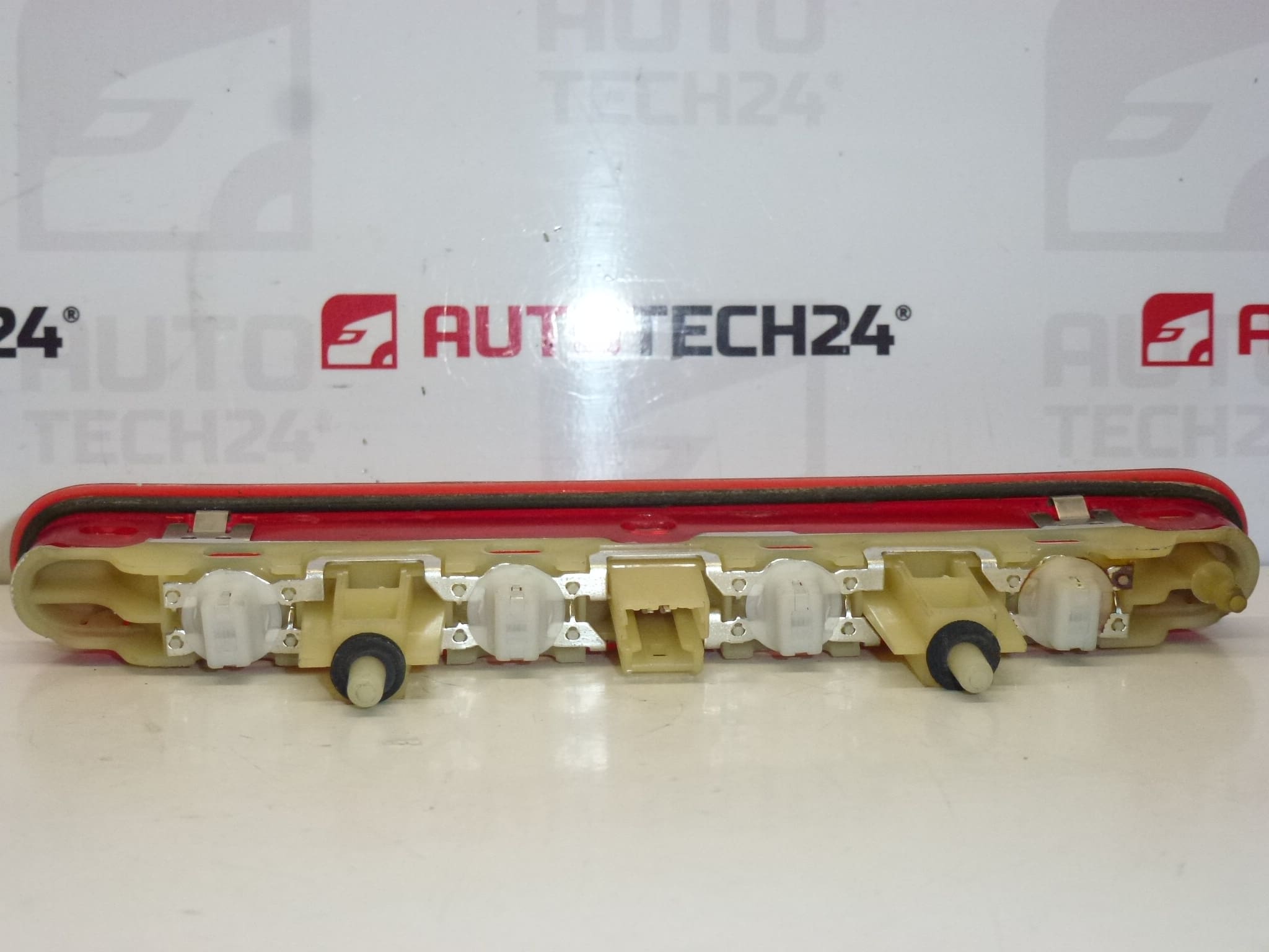 Třetí brzdové světlo Peugeot 207 9649986880 6350Y2