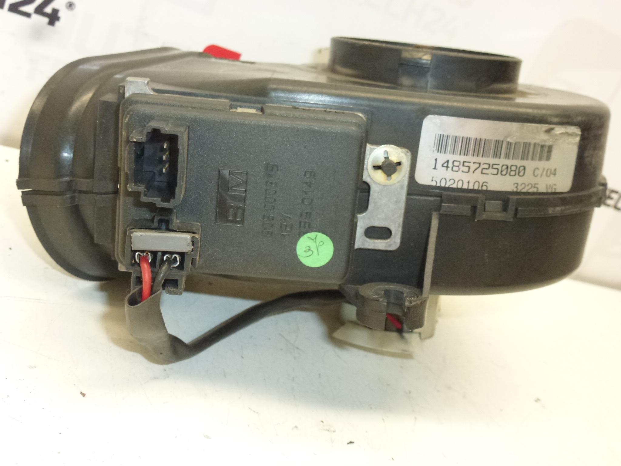 Přídavný ventilátor vzduchu levý Citroën C8 Peugeot 807 1485725080 6441AW