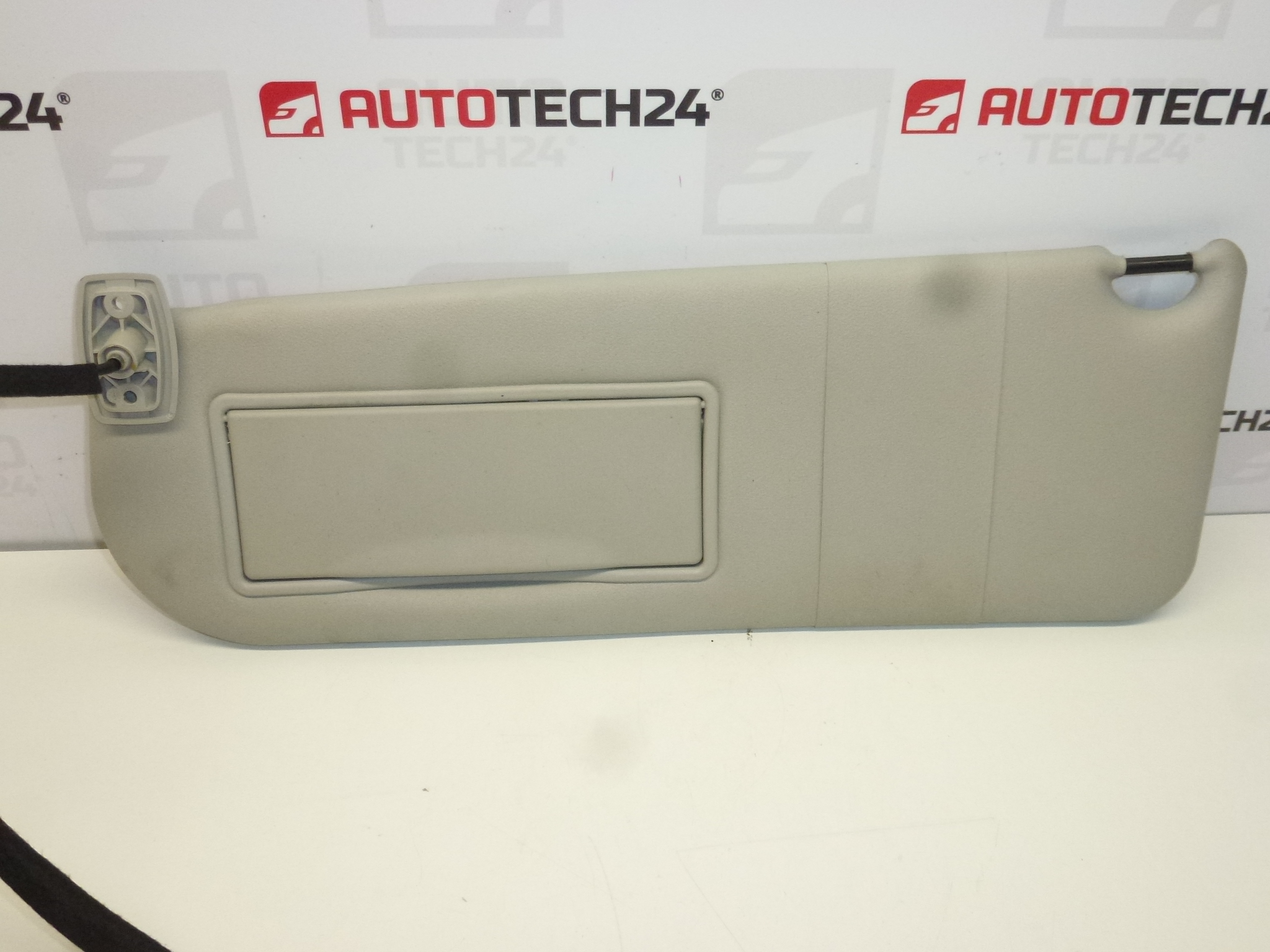 Sluneční clona Citroën C8 Peugeot 807, osvětlení - levá 8143GN