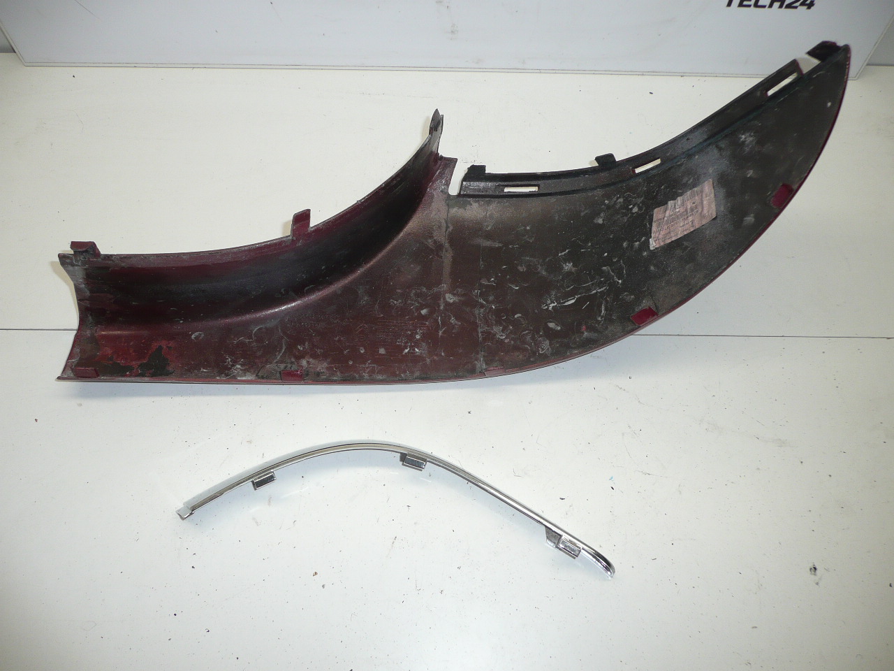 Lišta s chromem LZ nárazníku Citroën Xsara Picasso 7452CS