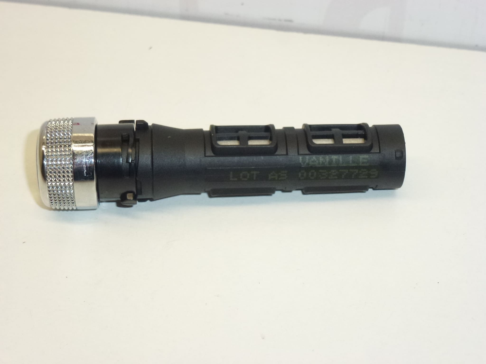 Tlačítko Vůně Citroën C3 C4 Picasso 824435 8244E5 - Obrázek 2