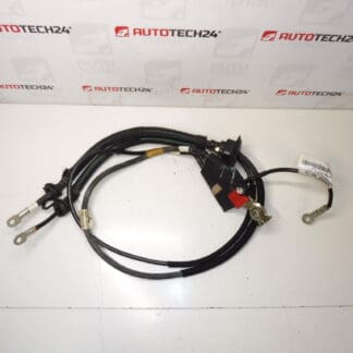 Kabel připojení + pólu v motoru Citroën Peugeot 1400721280 1400812780