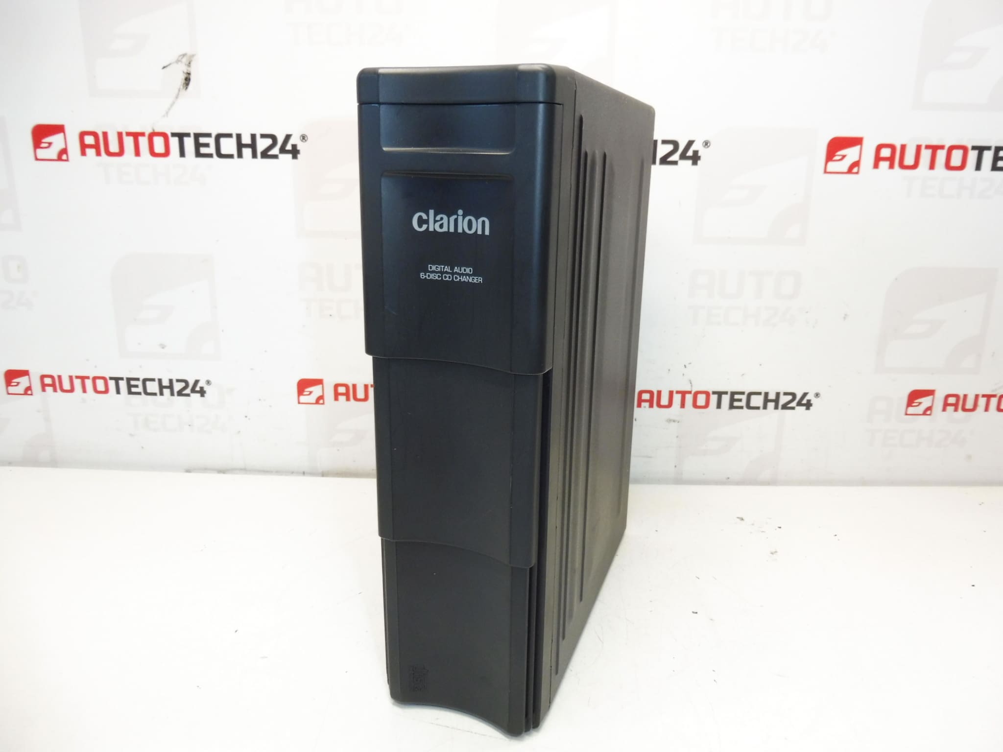 CD changer měnič Clarion Citroën Peugeot 9655260180 6564H1