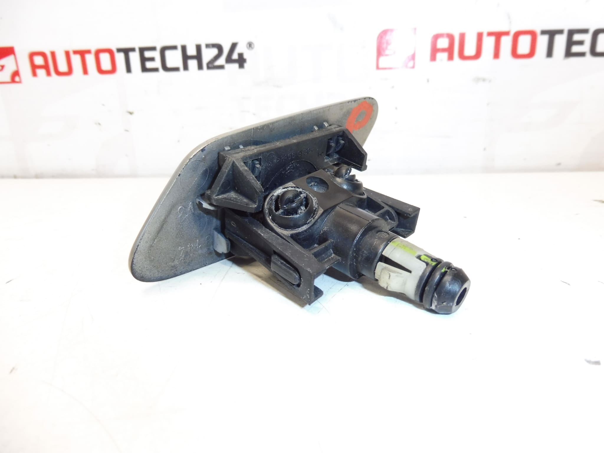 Tryska ostřikovače s krytkou pravého světla KDD pro Citroën C8 6438K3 6438K7 - Obrázek 2