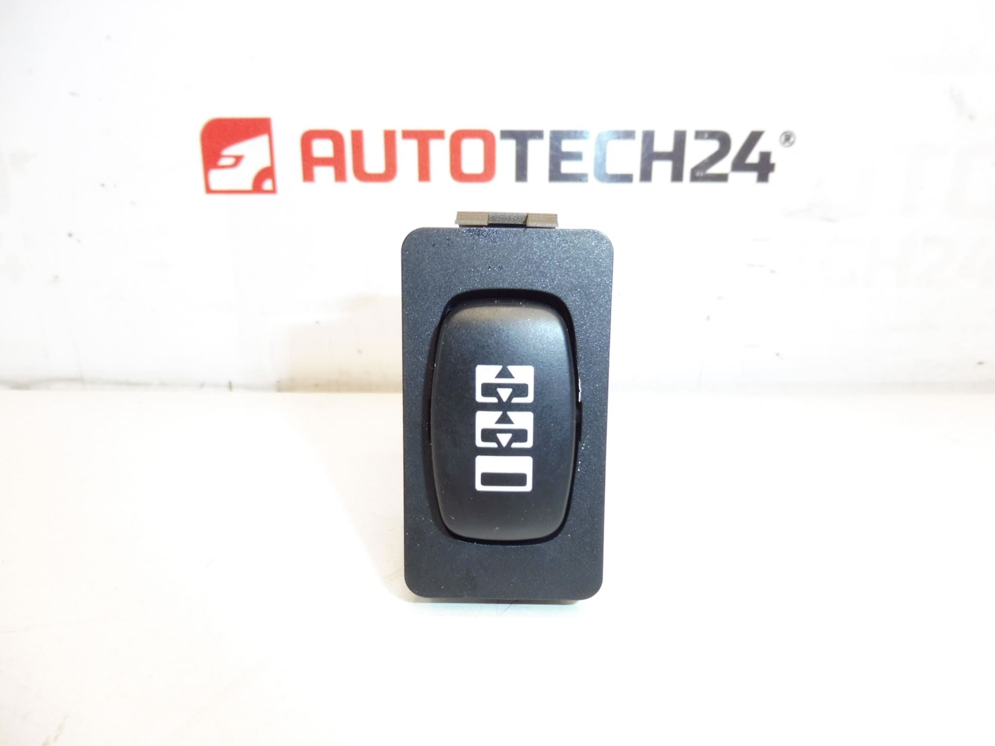 Ovladač střechy Citroën C8 Peugeot 807 14942950XT 6554P9