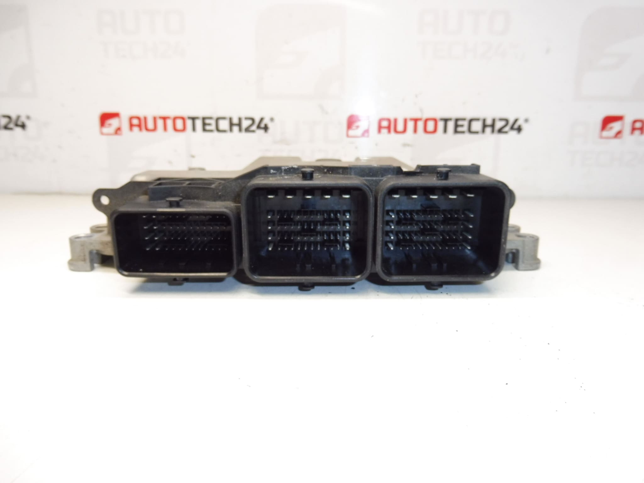 Řídicí jednotka ECU Bosch EDC17C10 pro Citroën Peugeot 0281030546 9807885980 - Obrázek 2