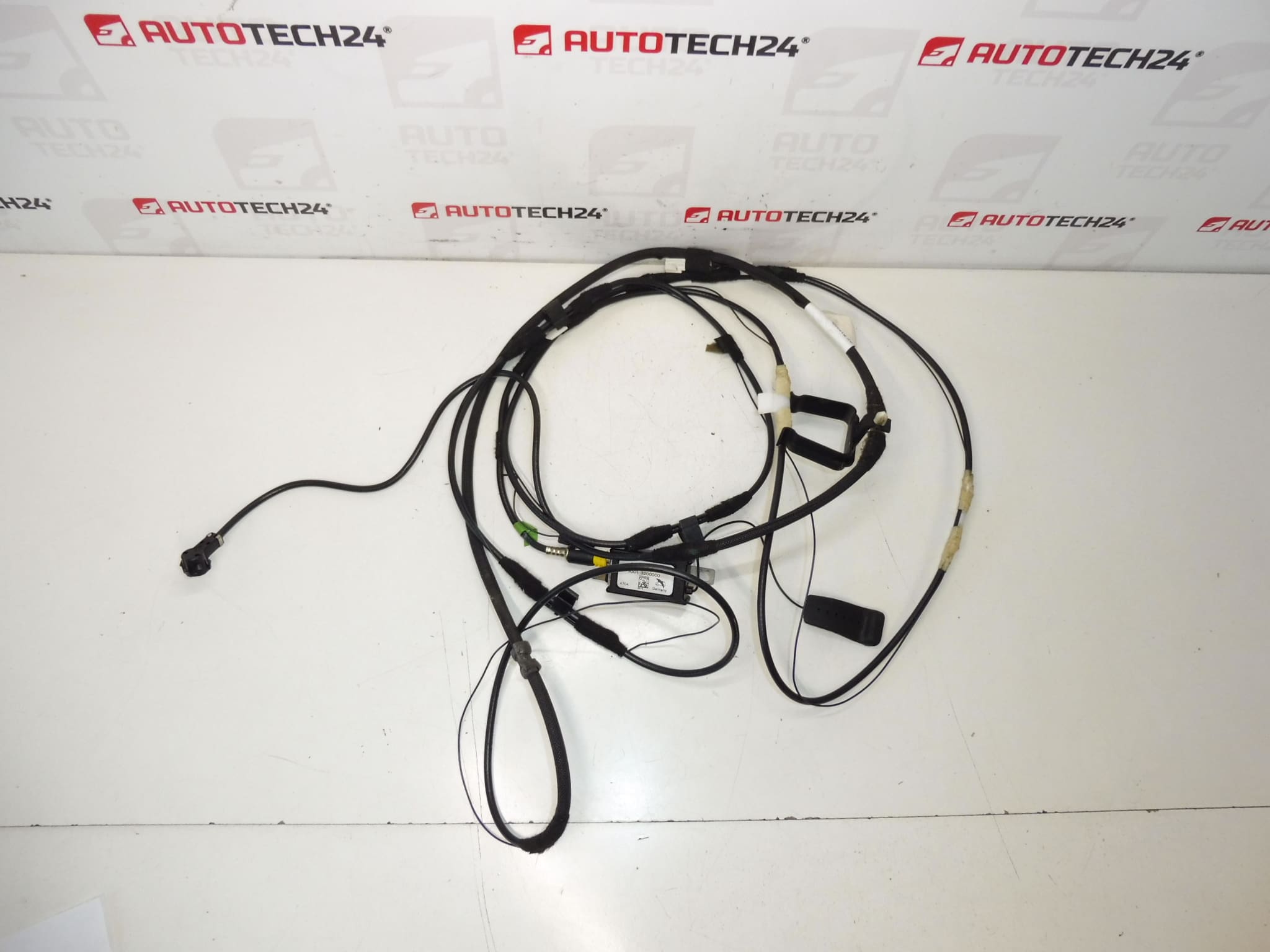 Anténa kabel Citroën C8 Peugeot 807 1489134080 1494844080