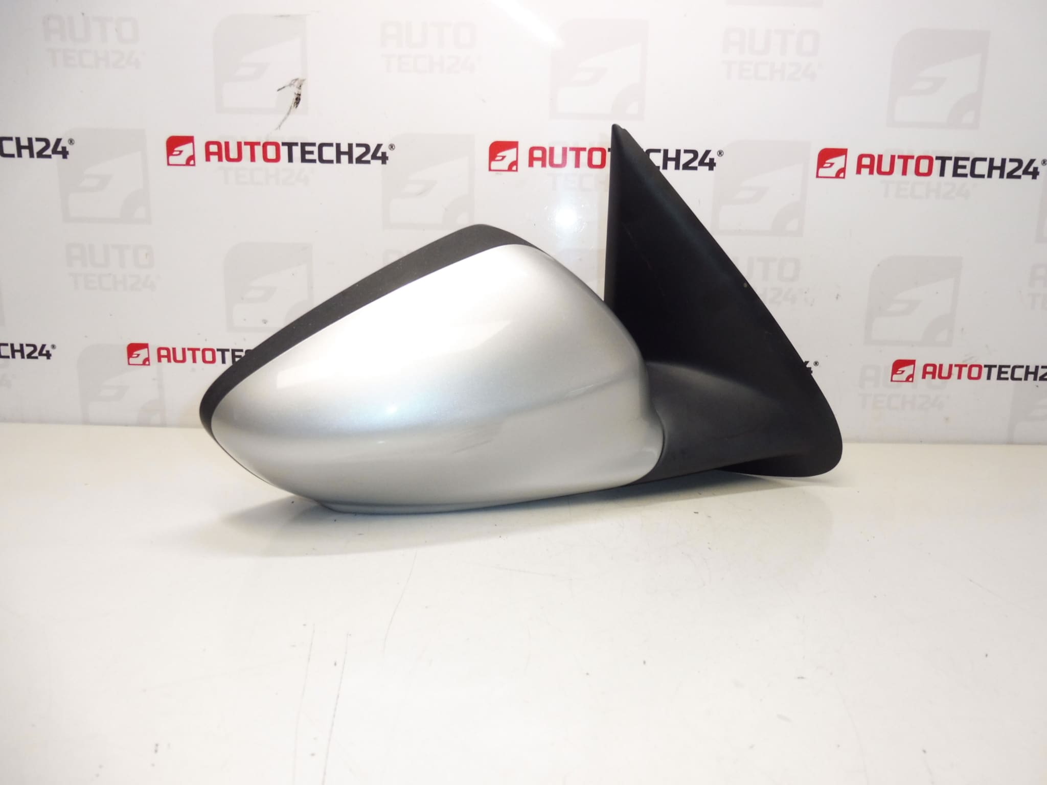Pravé zrcátko Peugeot 301 Citroen C-Elysée EZRC 1609064580