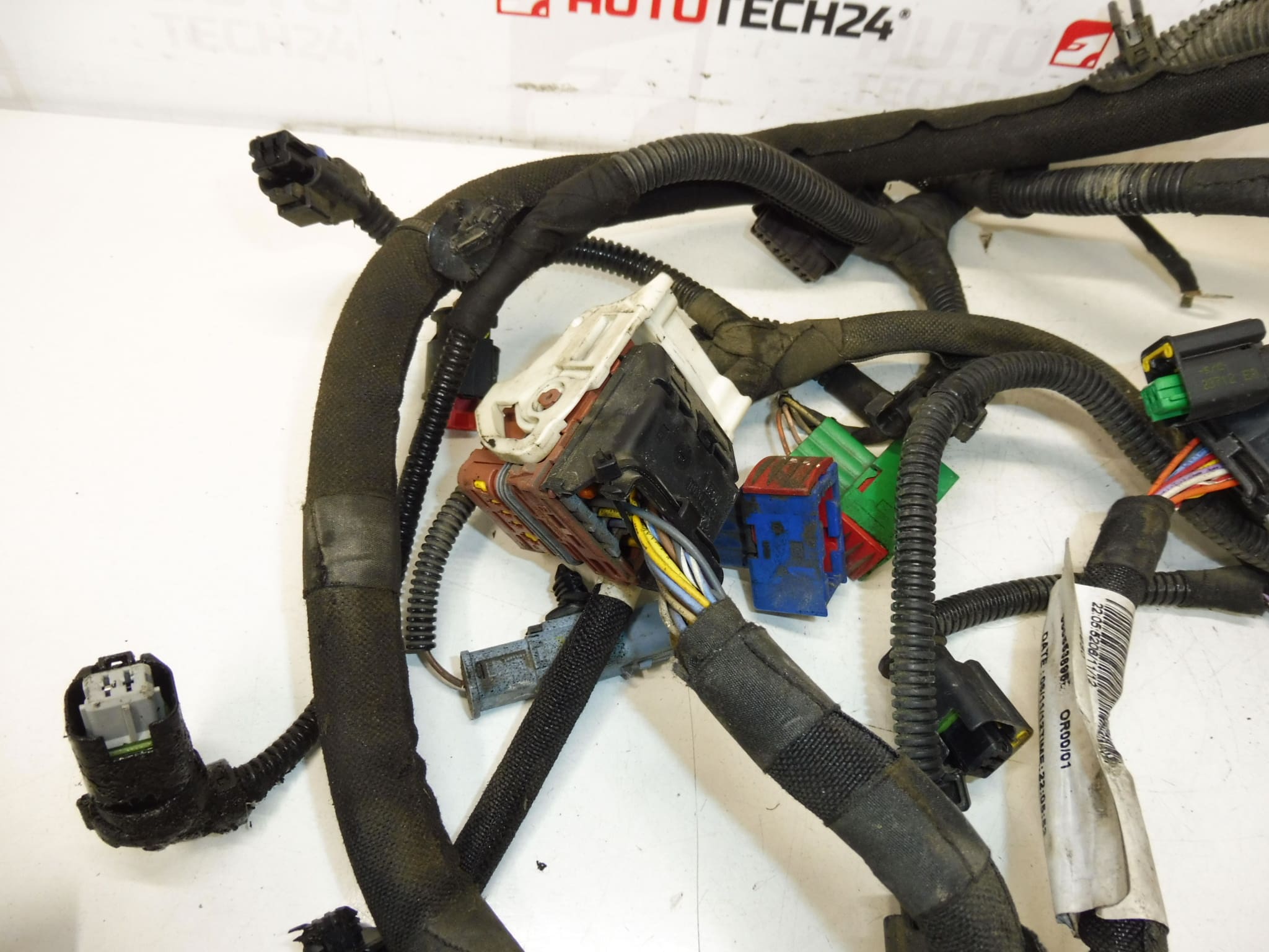 Motorový svazek Citroën C-Elysée Peugeot 301 1.6 16V 9676386280 9805538980 - Obrázek 2