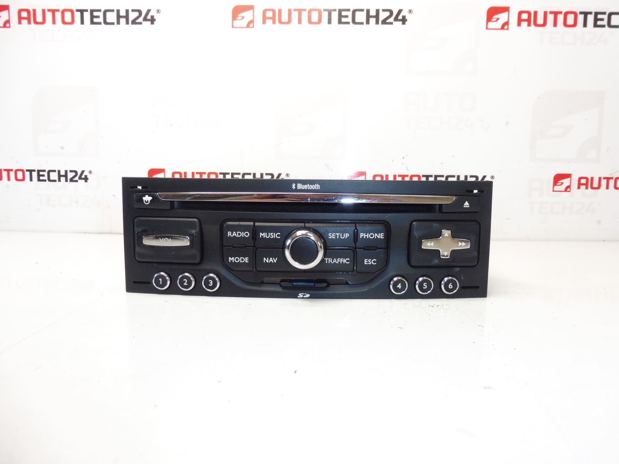 Autorádio Harman Becker RNEG 96661984ZD 1617331780