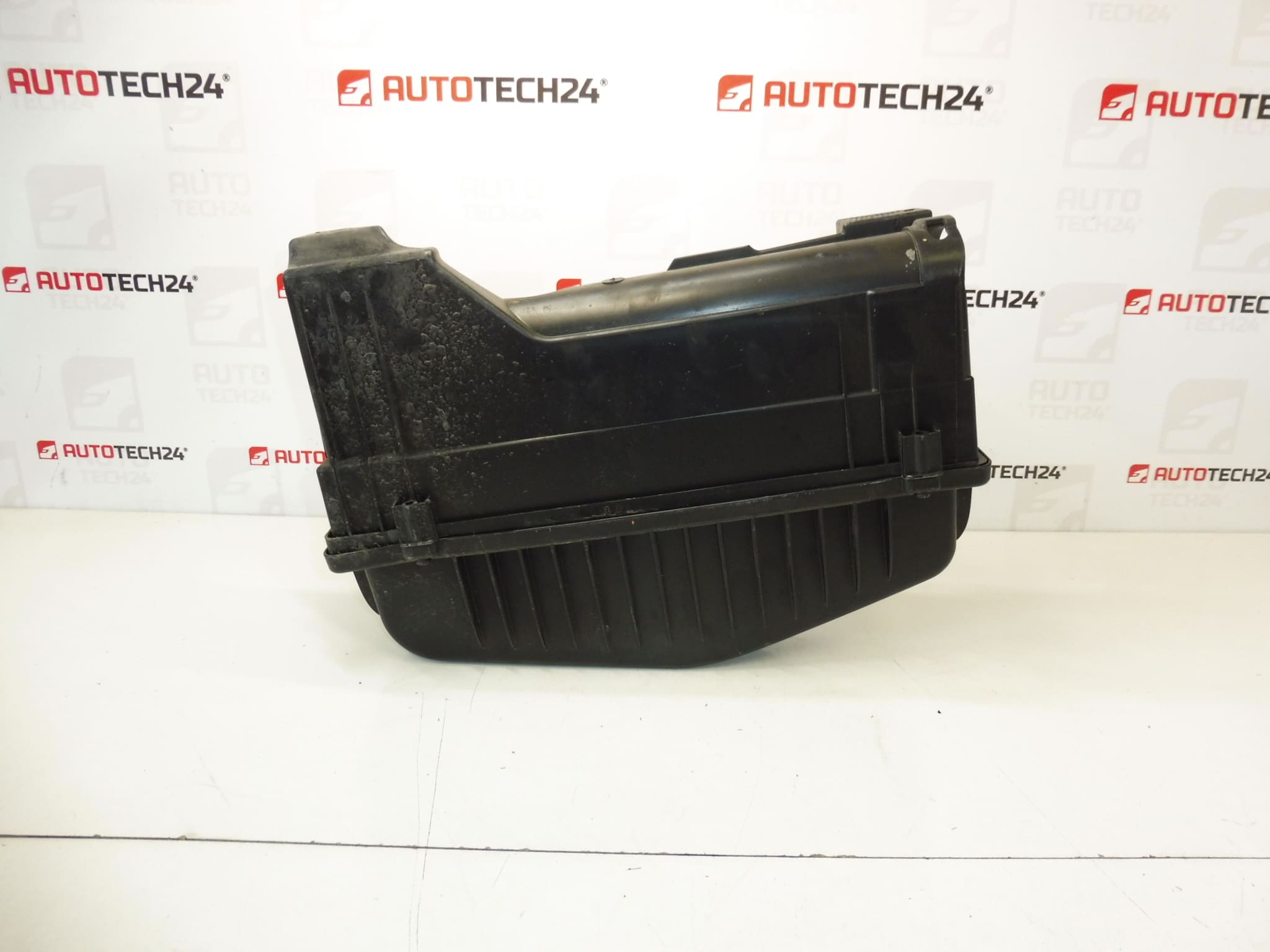 Filtrbox 1.1i 1.4i Citroën Peugeot 9672060980 1420V0