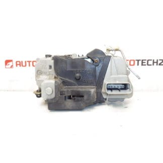 Zámek pravých předních dveří spolujezdce Peugeot 307 9136L2
