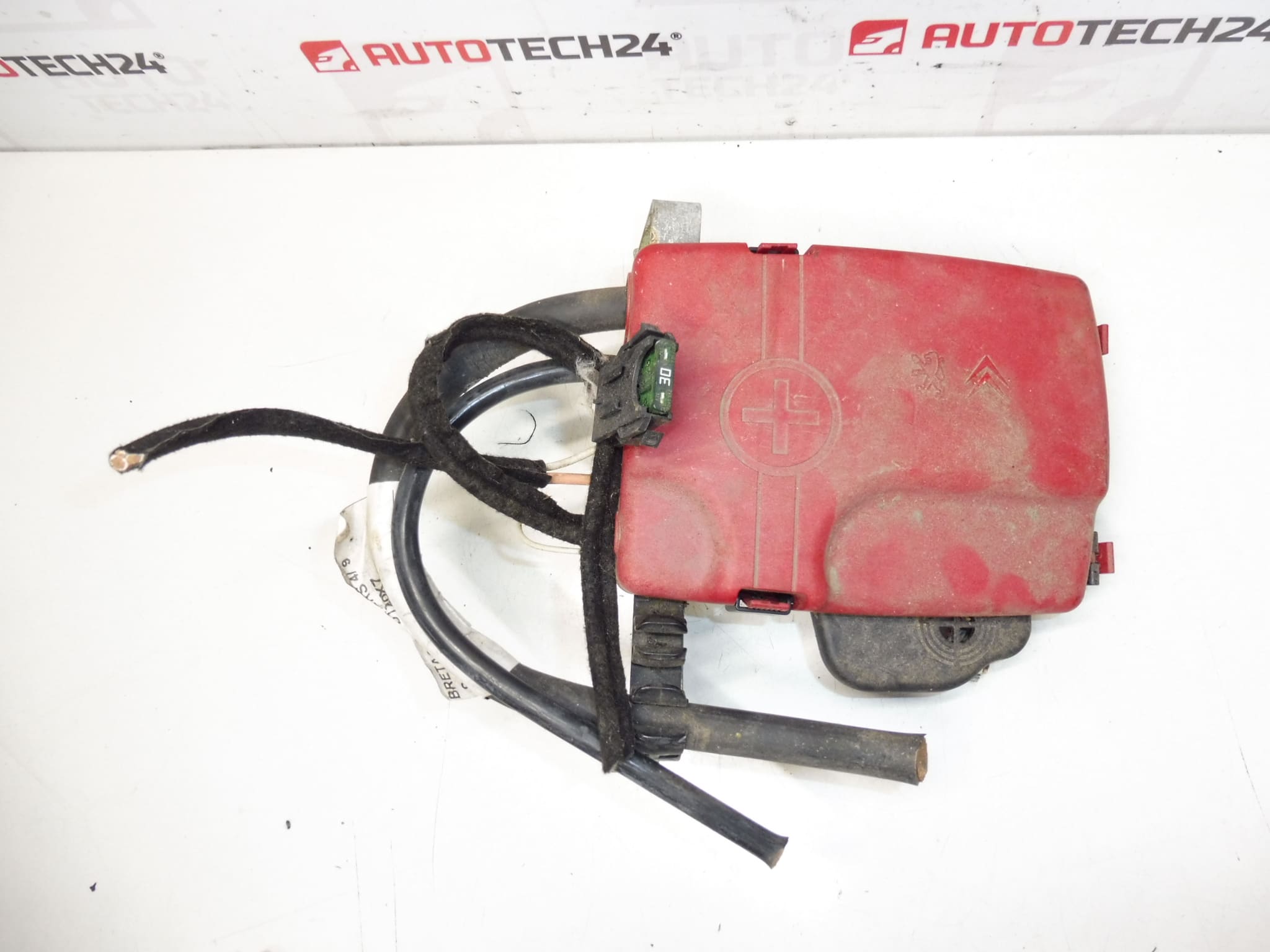 Pojistkový modul Citroën C5 X7 9665407780 6500FV - Obrázek 2