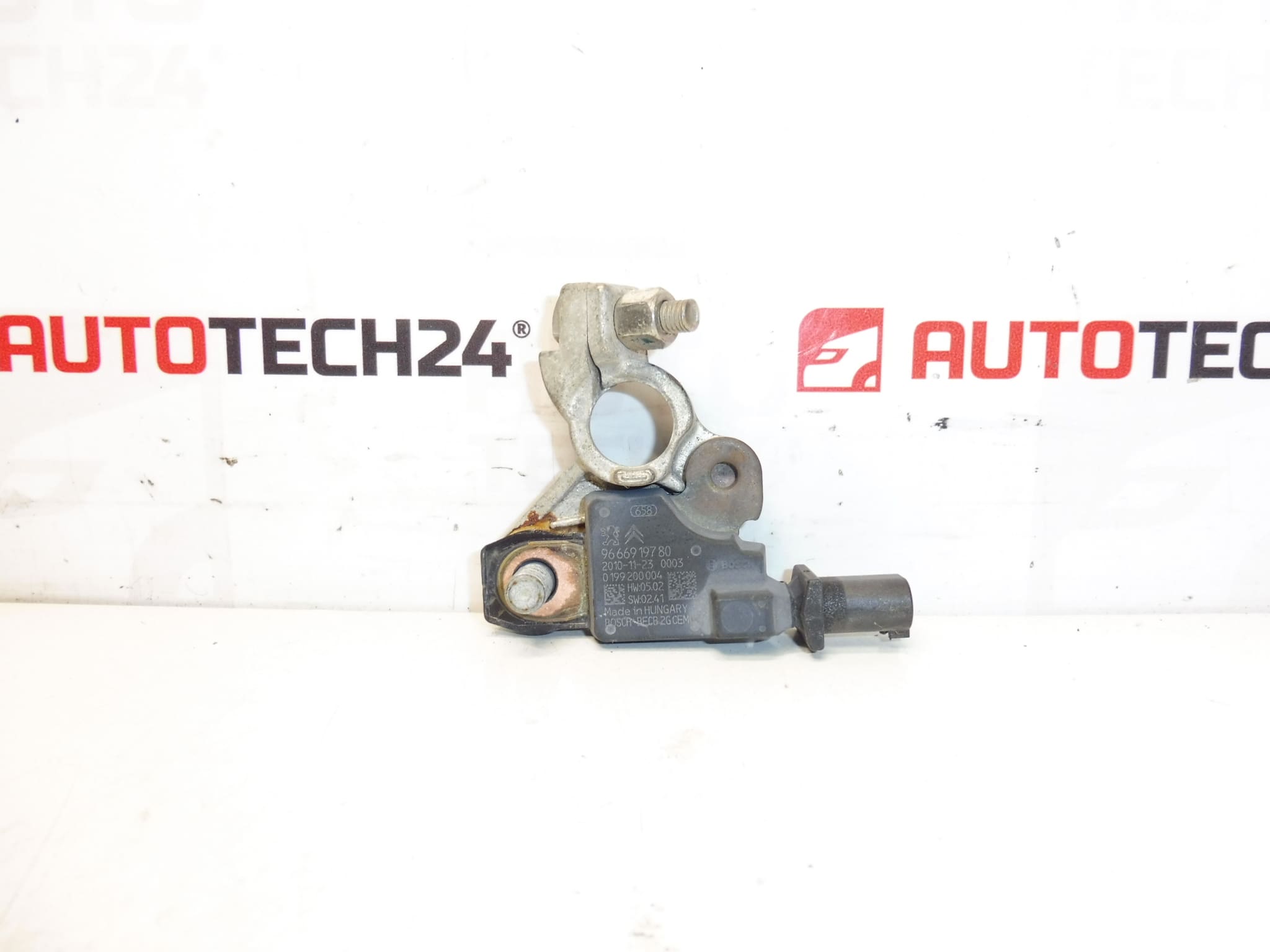 Jednotka záporného pólu baterie Citroën Peugeot 9666919780