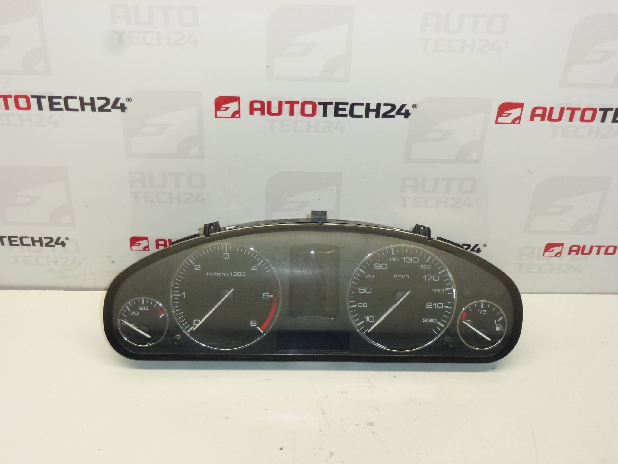 Tachometr Peugeot 407 335000 km 9646465480 6106V4