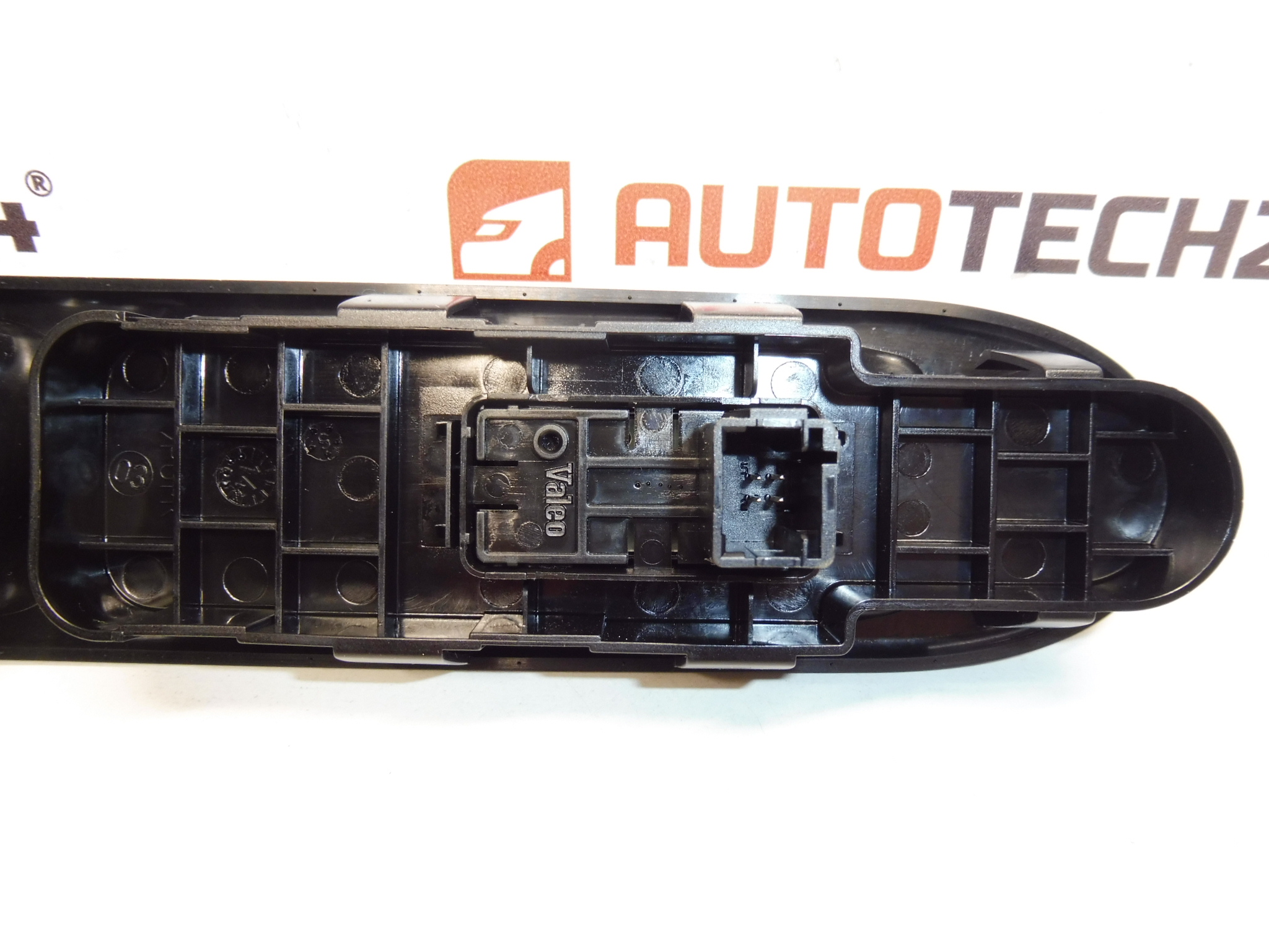 Ovladač okna Citroën C3 Picasso 6490P9