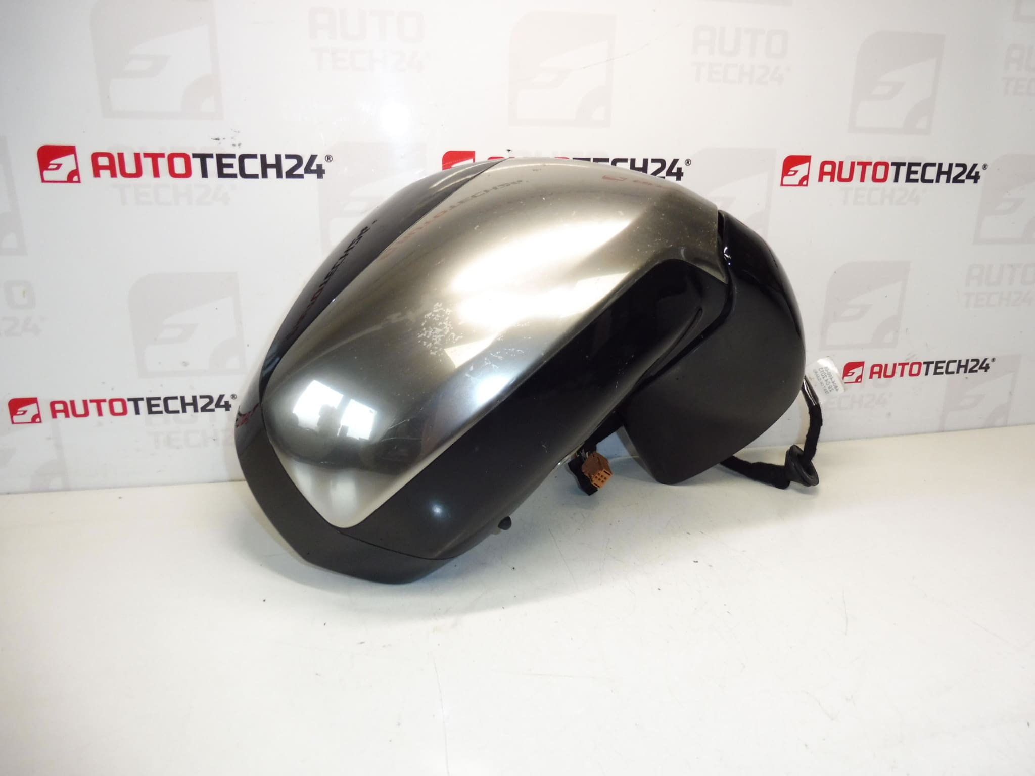 Pravé zpětné zrcátko Chrom Citroën C3 Picasso 1609347580