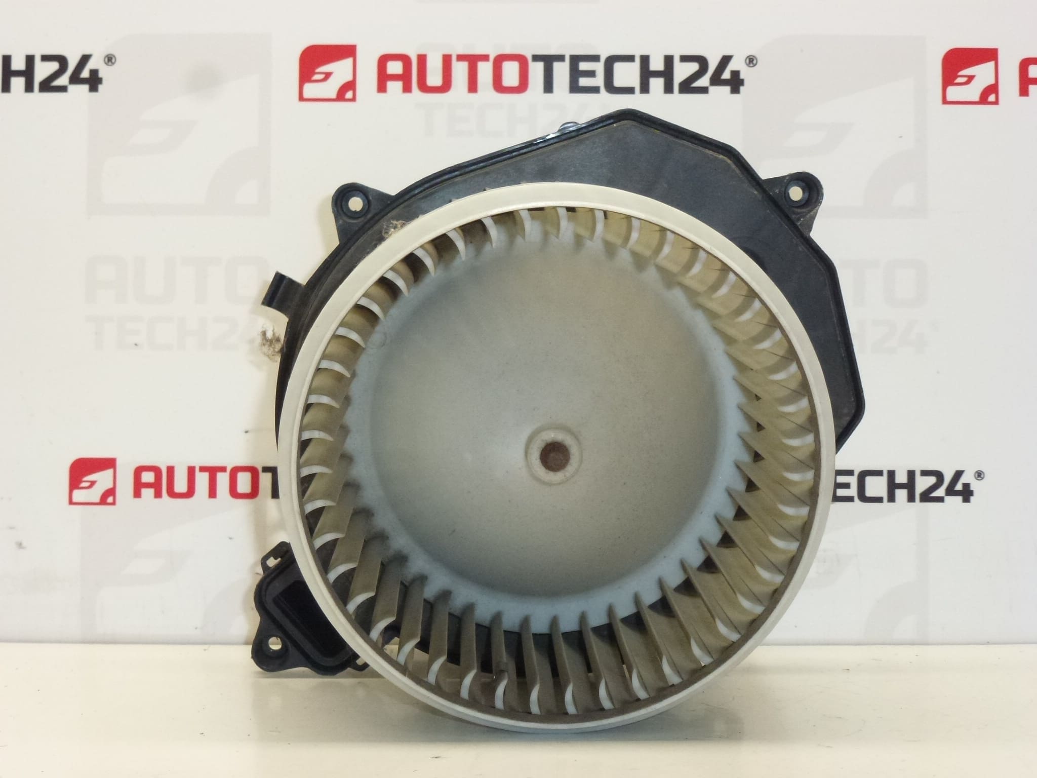 Ventilátor topení DENSO pro Citroën a Peugeot 5e2228200 6441AS 6441AR - Obrázek 2