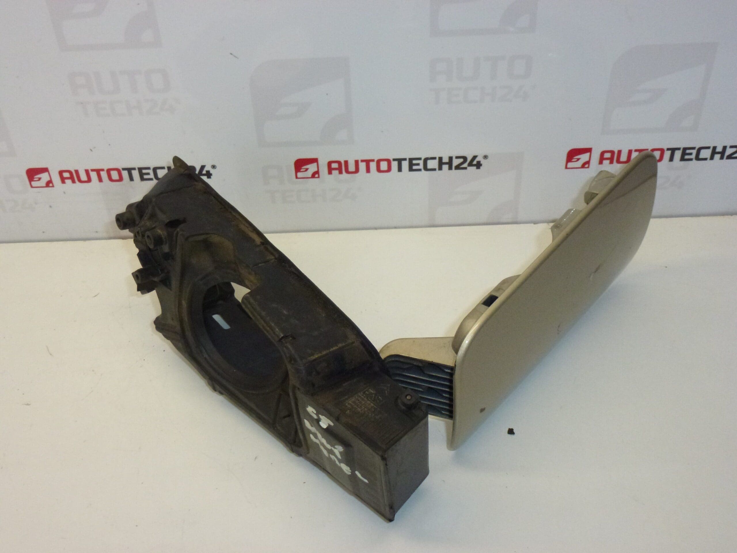 Víčko krytu nádrže Citroën C5 9633284180 zlatá - Obrázek 2