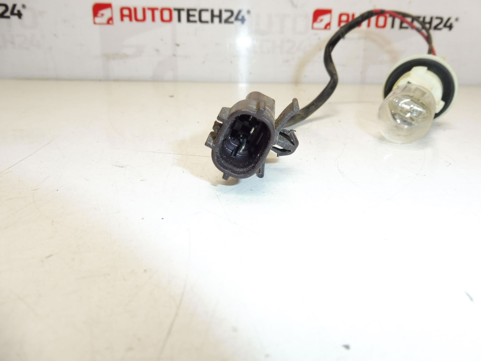 Kabeláž zadní mlhovky Citroën C-Crosser 621563 - Obrázek 2