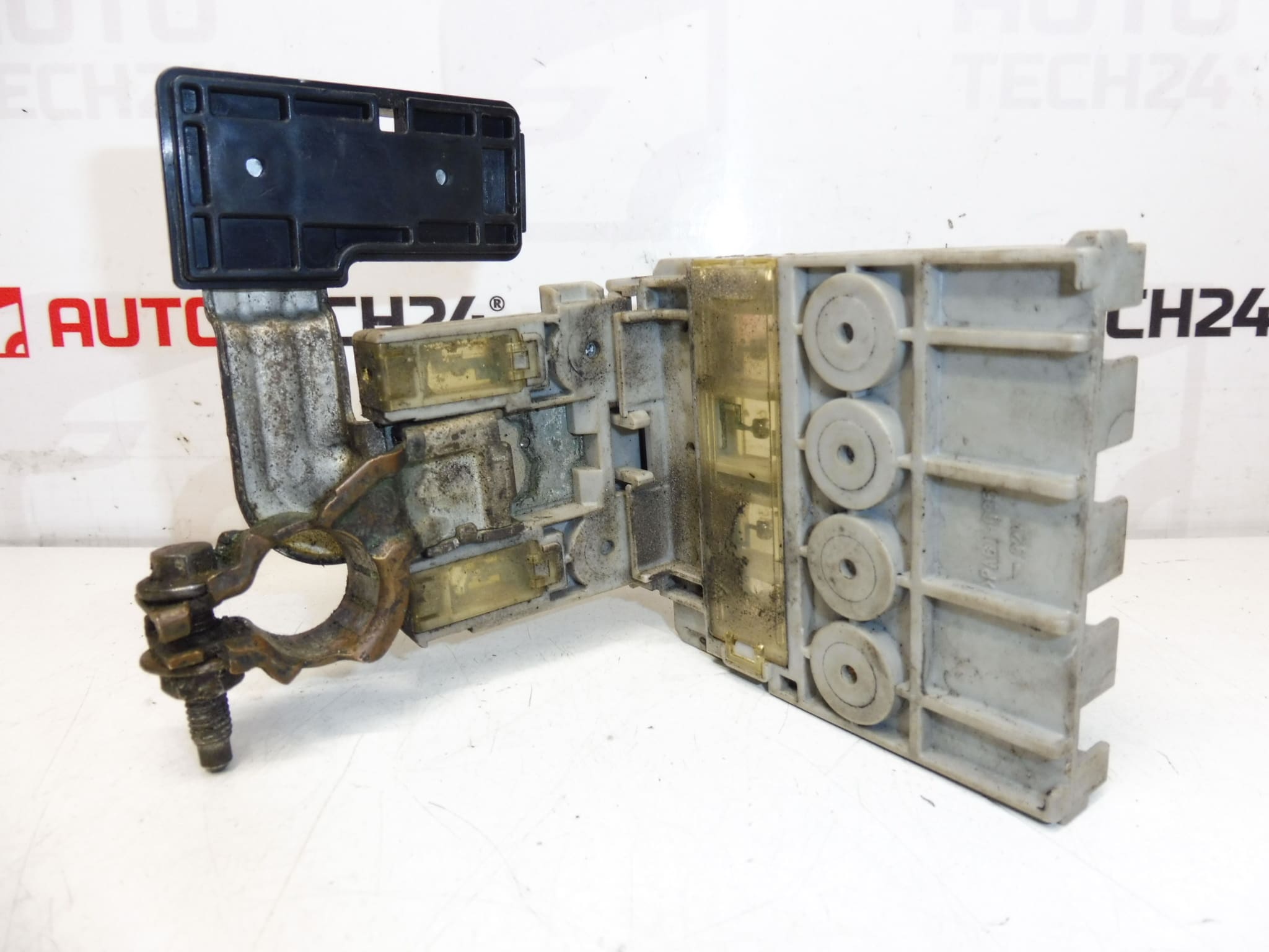 Pojistkový modul k autobaterii pro Citroën C-Crosser a Peugeot 4007, 6500FC - Obrázek 2
