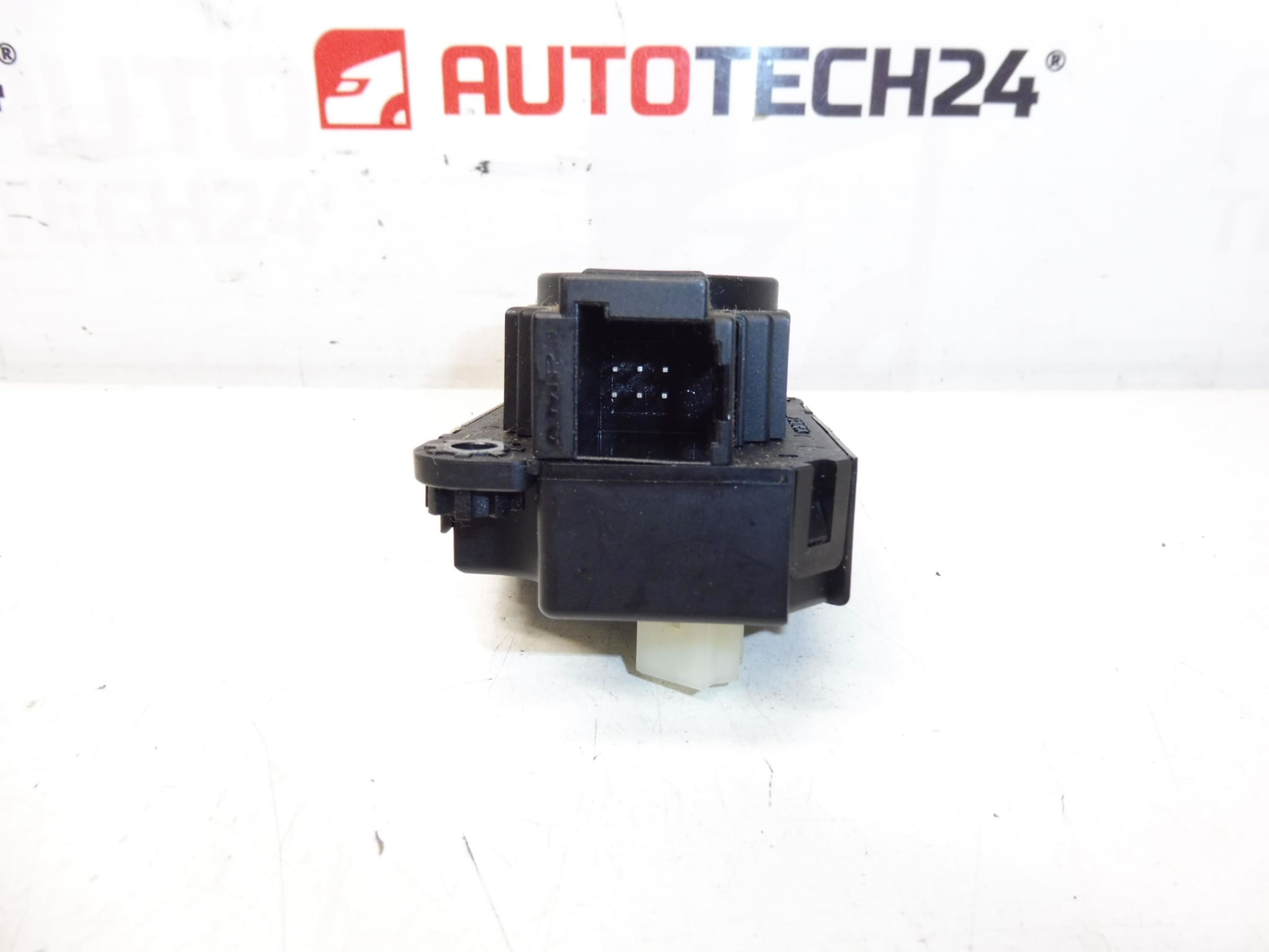 Servo Valeo Citroën Peugeot N101980G/E 94W1C - Obrázek 2