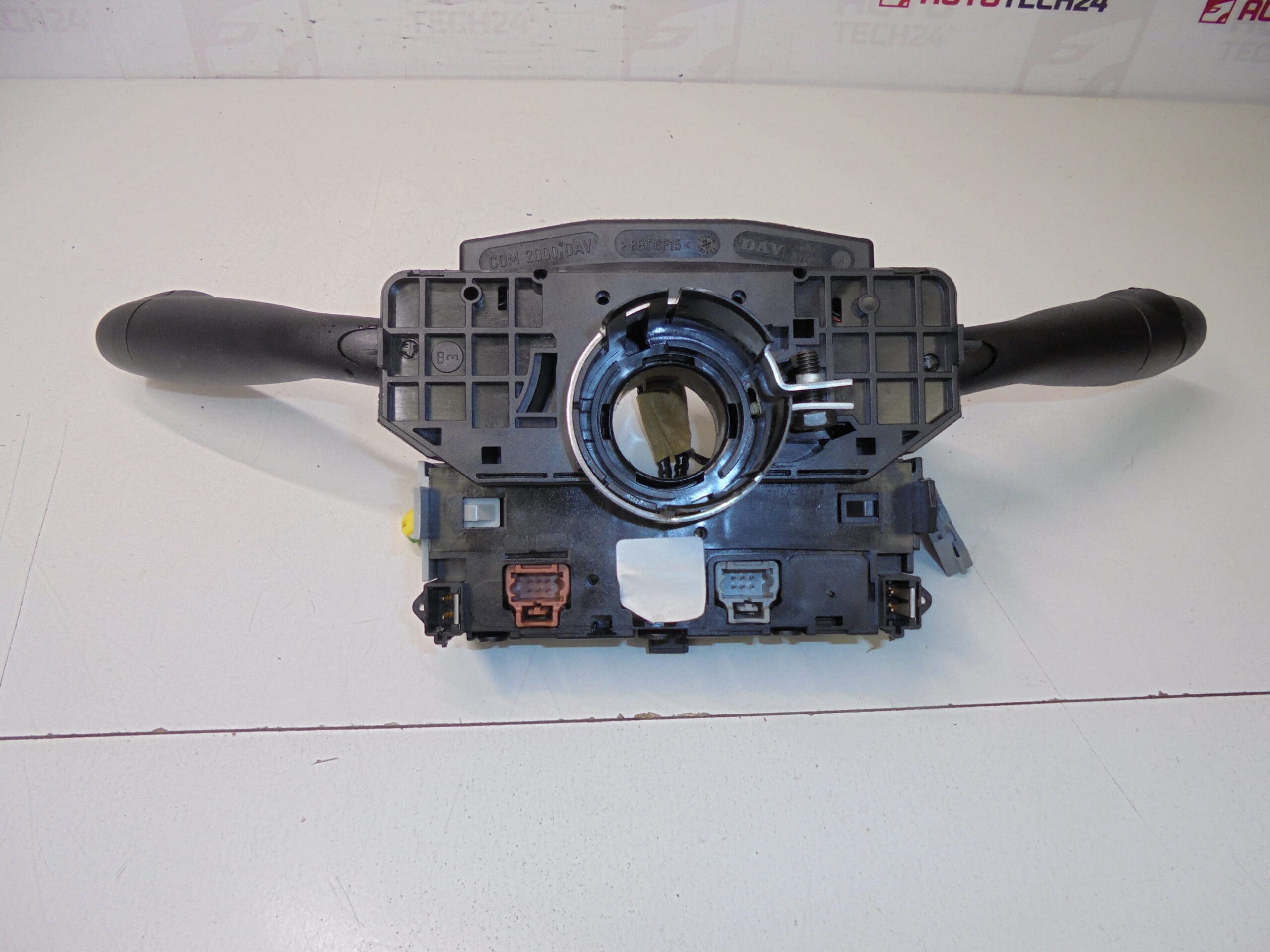 Ovladače Citroën Peugeot 96605679XT 6239Q1